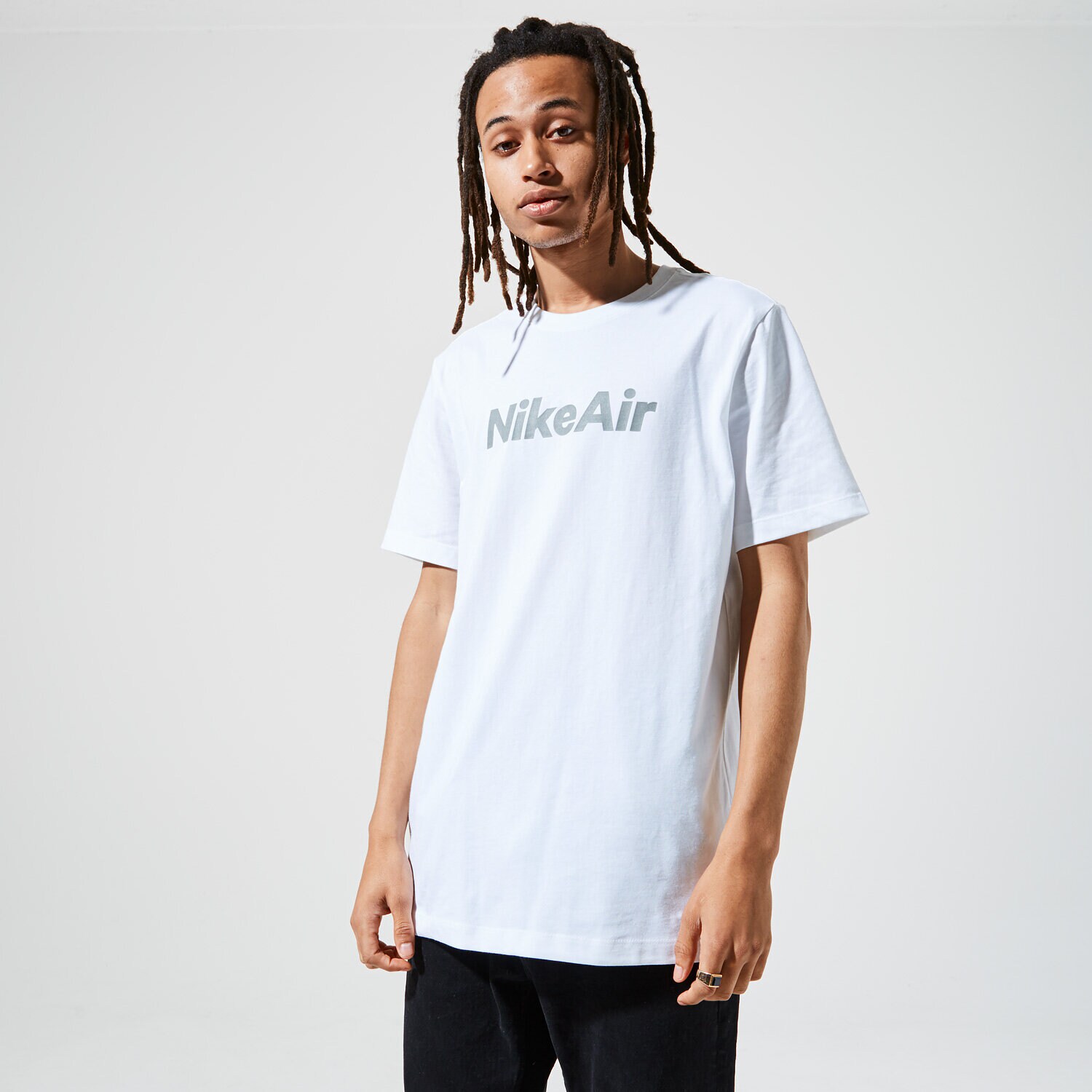 pánské tričko NIKE TRIČKO M NSW SS TEE AIR HBR 1 CU7344-100 BÍLÁ