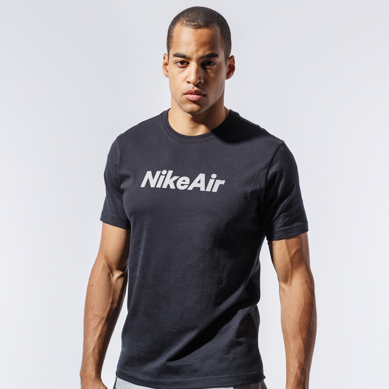 pánské tričko NIKE TRIČKO SPORTSWEAR CU7344-010 ČERNÁ