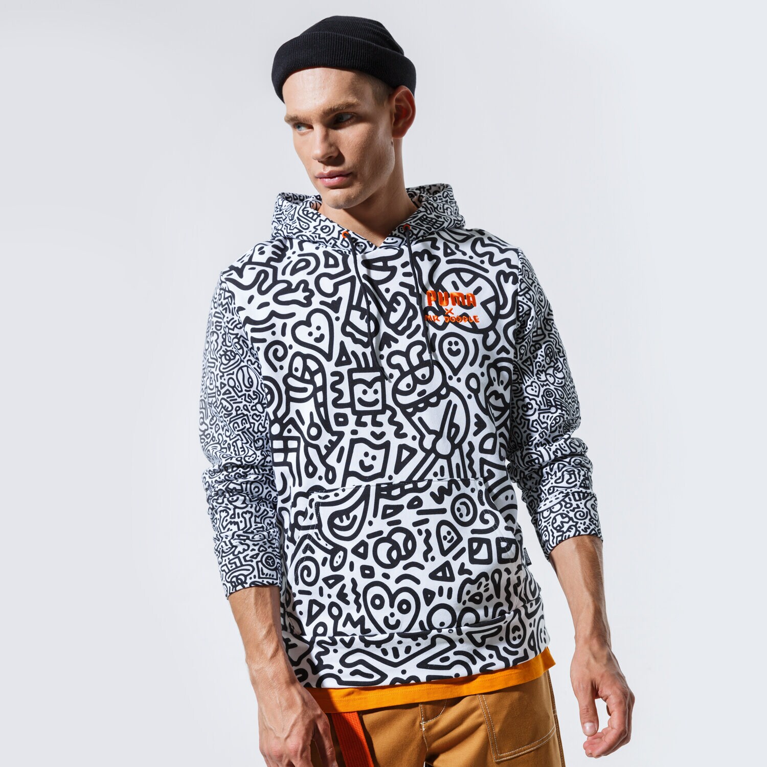 pánská mikina PUMA MIKINA S KAPUCÍ PUMA X MR DOODLE AOP HOODIE 59864002 VÍCEBAREVNÁ