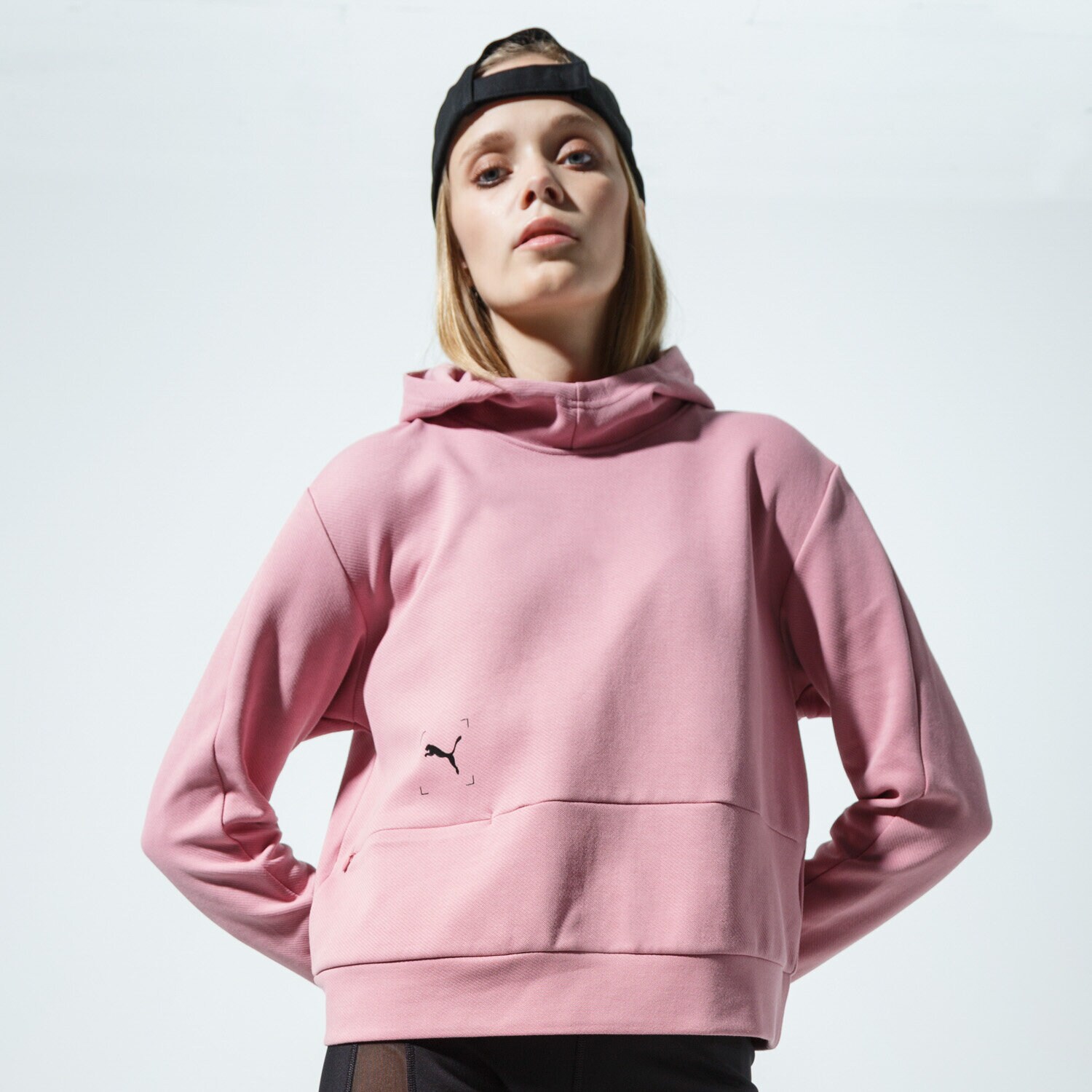 dámská mikina PUMA MIKINA S KAPUCÍ NU-TILITY HOODIE 58354816 RŮŽOVÁ