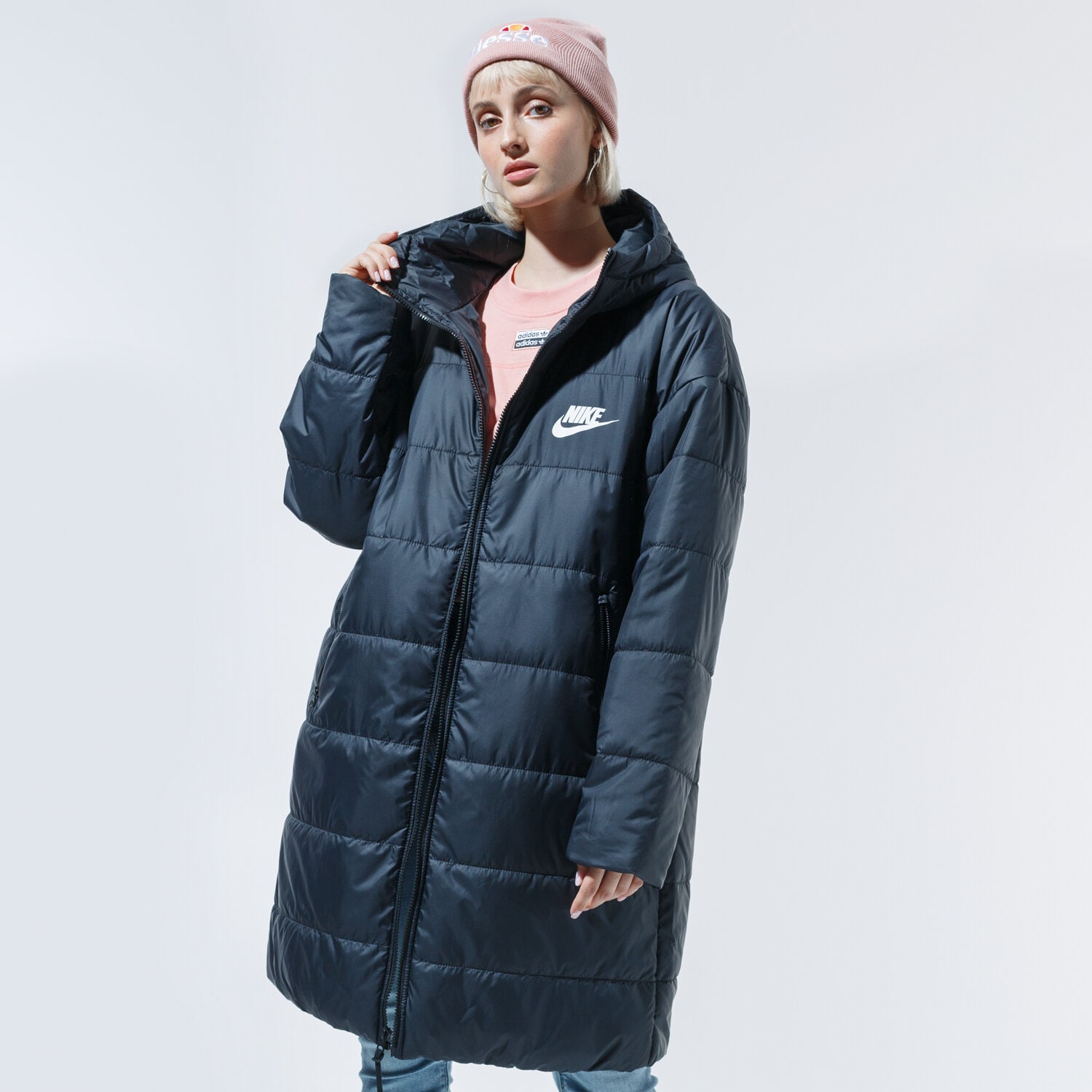 dámská zimní bunda NIKE BUNDA ZIMNÍ W NSW CORE SYN PARKA CZ1463-010 ČERNÁ
