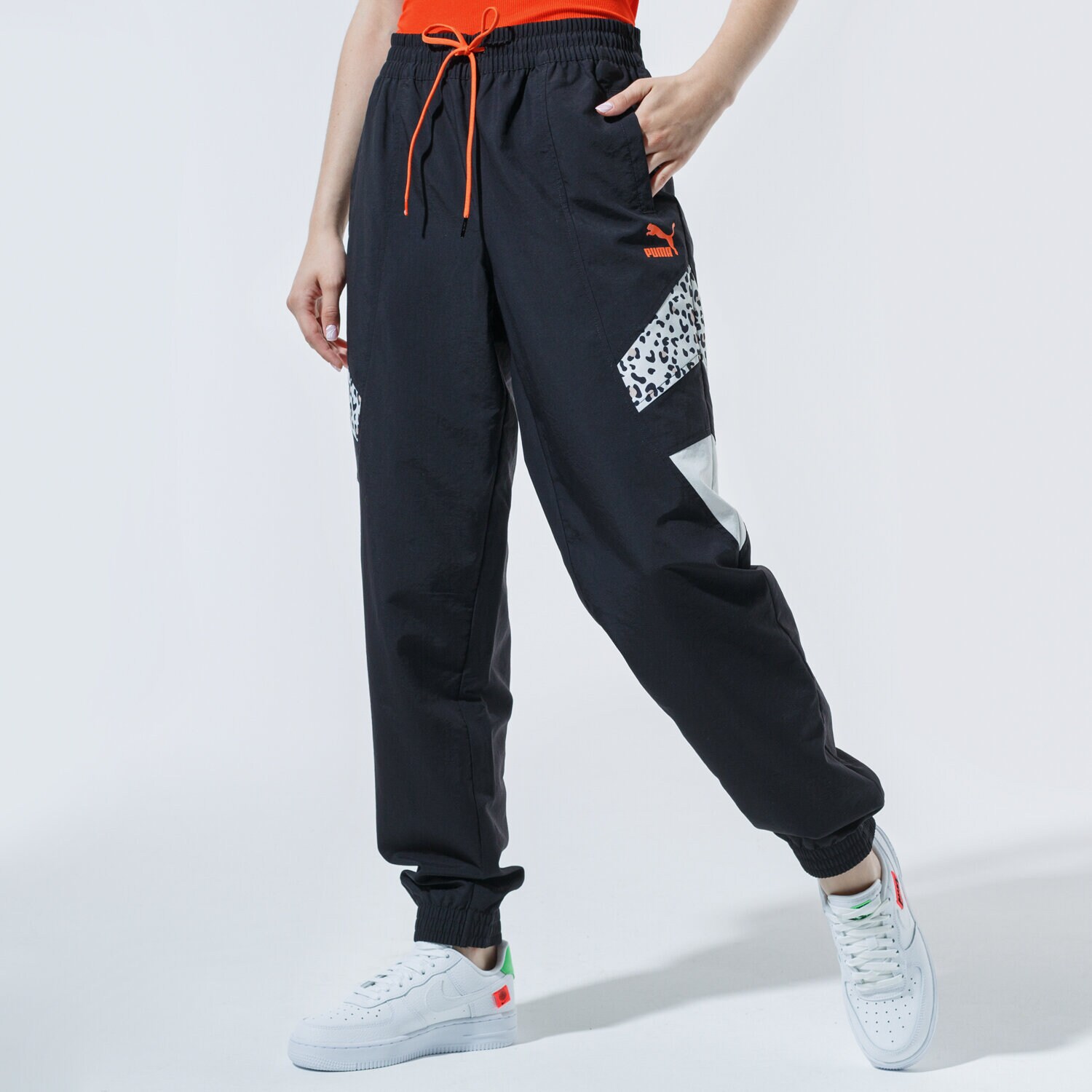 dámské kalhoty PUMA KALHOTY  TFS TRACK PANTS 59776101 ČERNÁ