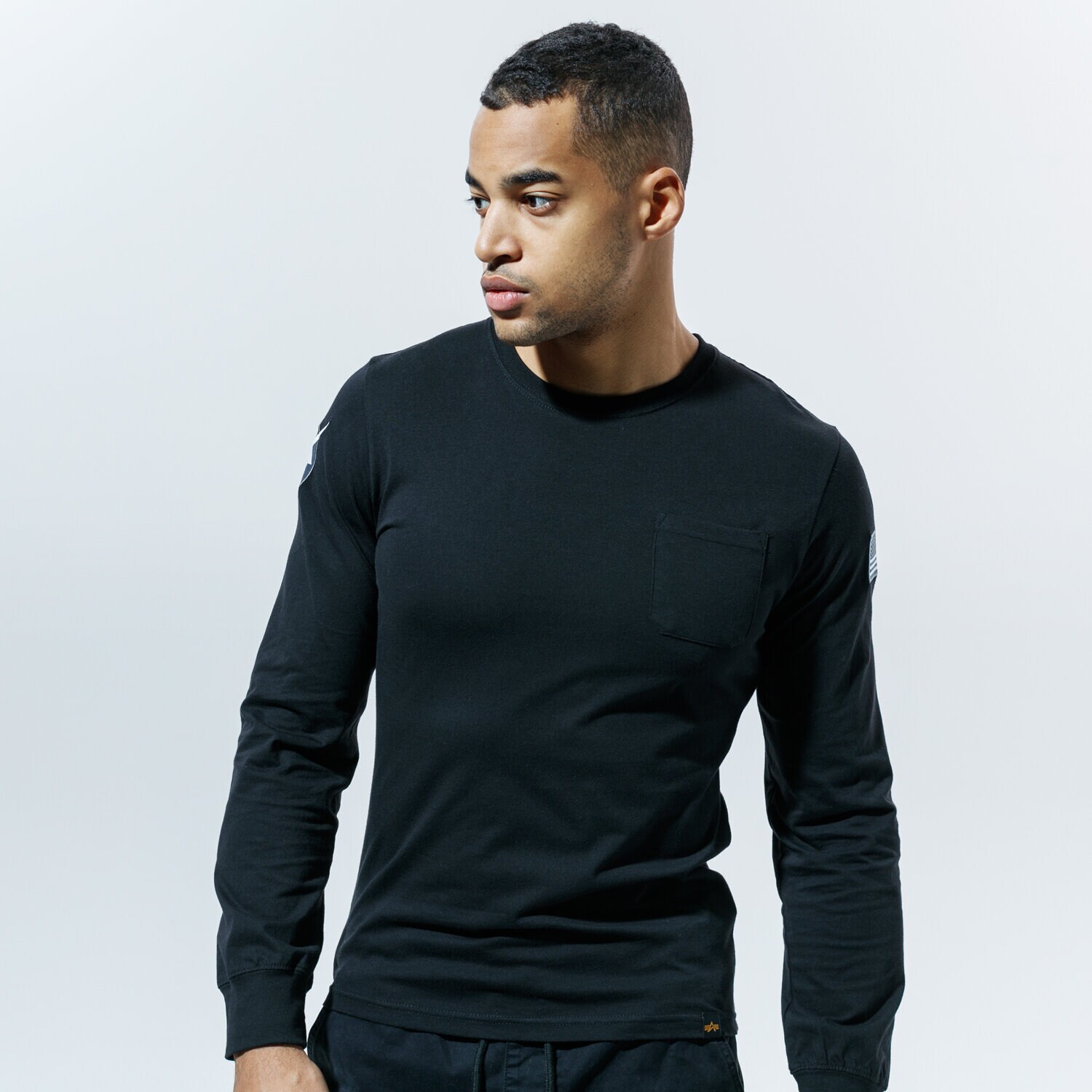 pánské tričko ALPHA INDUSTRIES TRIČKO NASA LS 17653203 ČERNÁ