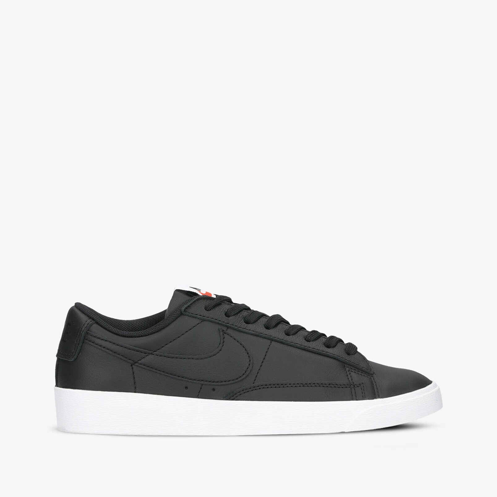 dámské tenisky NIKE BLAZER LOW LE AV9370-001 ČERNÁ