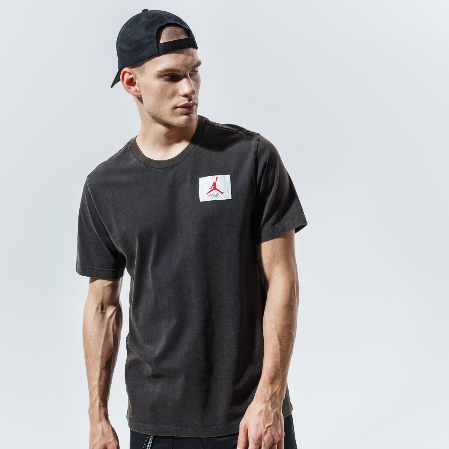 pánské tričko JORDAN TRIČKO M J FLIGHT ESSENTIALS SS CREW CZ5059-010 ČERNÁ