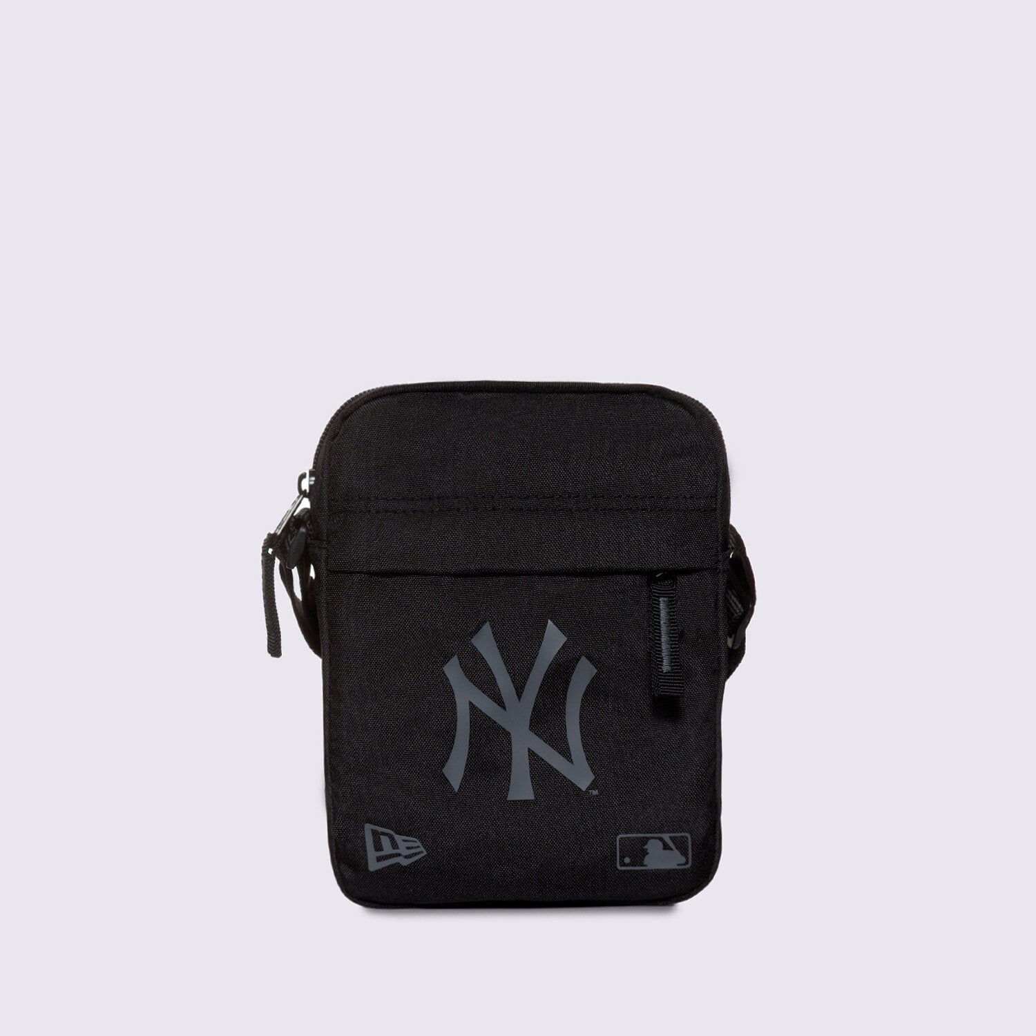 dámská ledvinka NEW ERA TAŠKA MLB SIDE BAG NEYYAN BLKBLK NEW YORK YANKEES BL 12145422 ČERNÁ