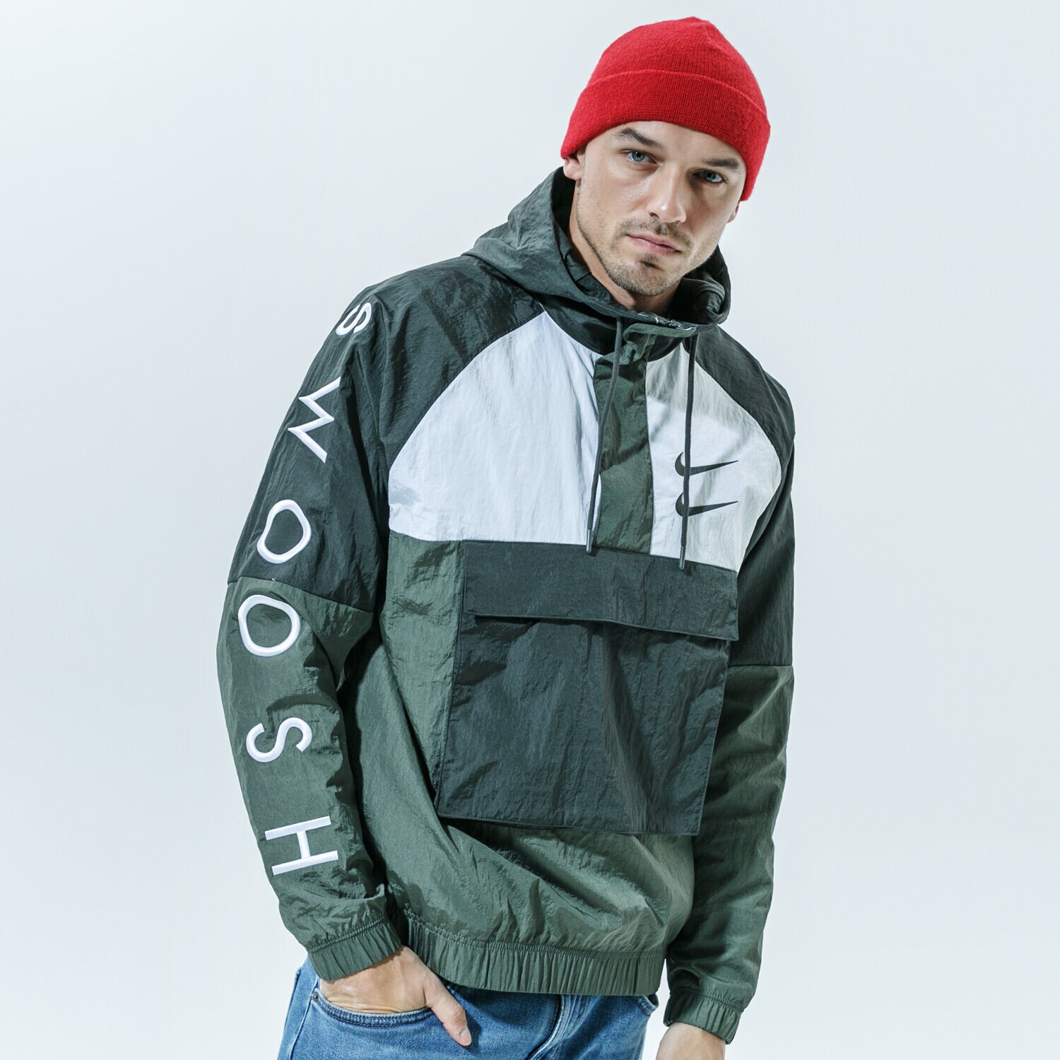 pánská mikina NIKE MIKINA S KAPUCÍ SPORTSWEAR SWOOSH CU3885-001 ZELENÁ