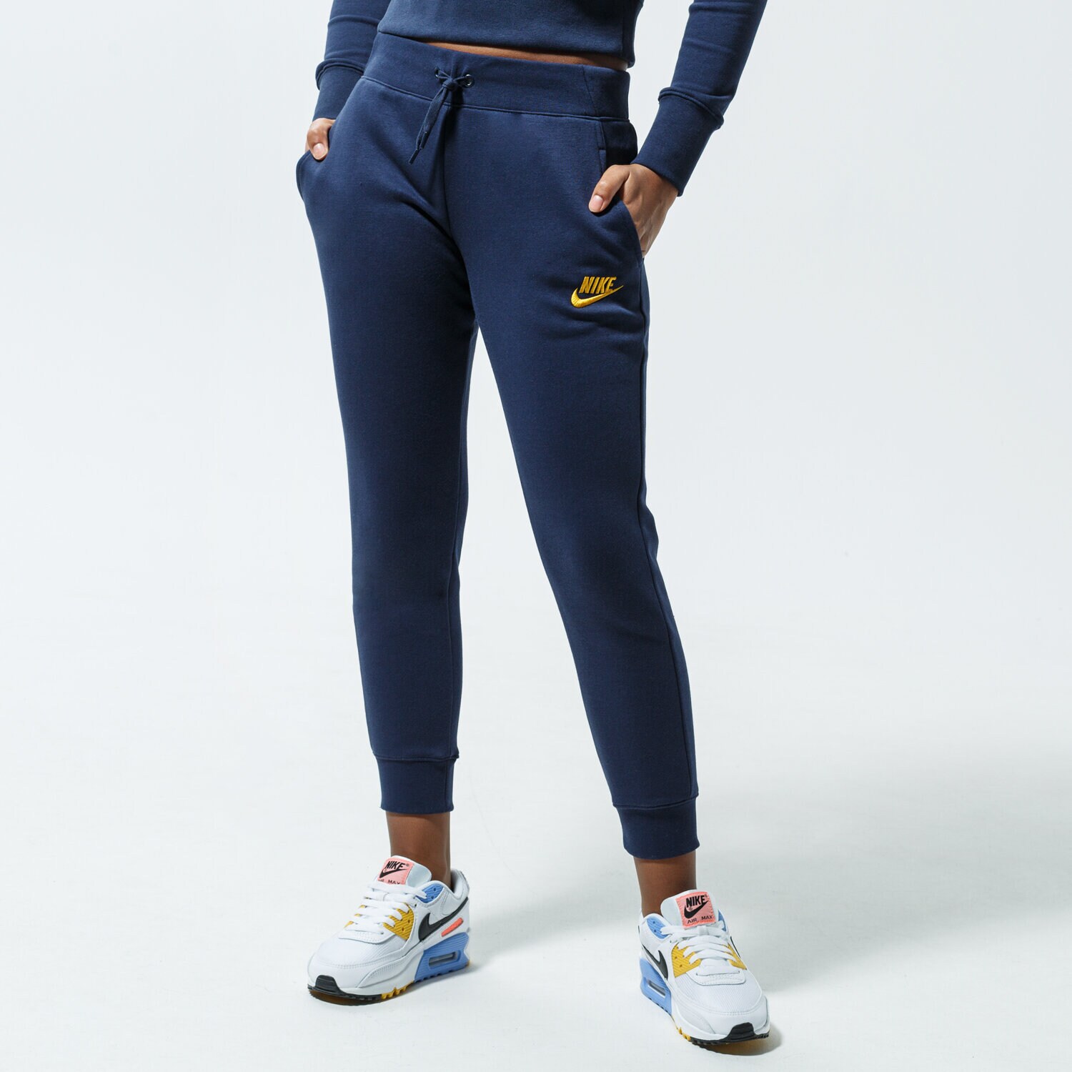 dětské kalhoty NIKE KALHOTY  SPORTSWEAR BV2720-451 TMAVOMODRÁ