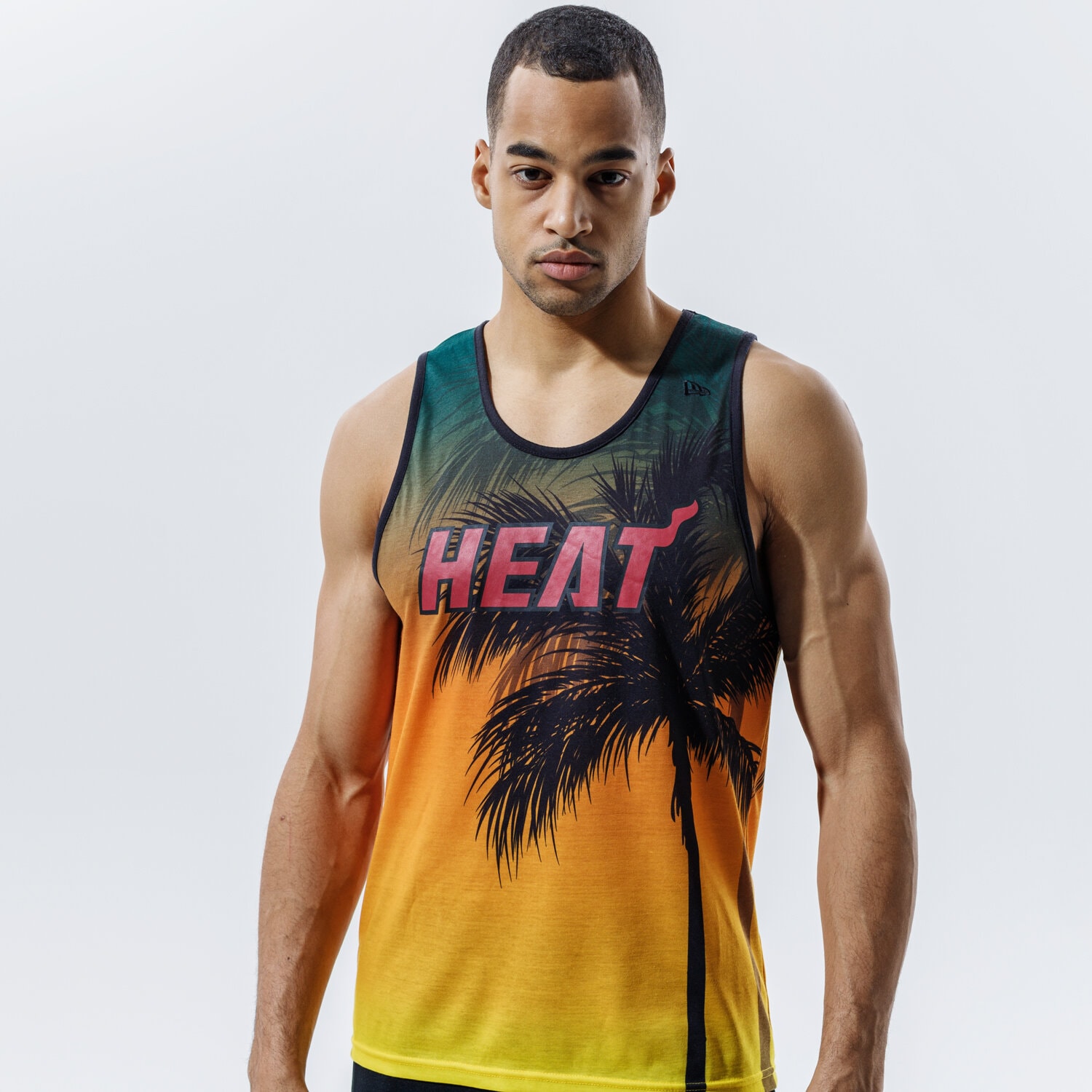 pánská košile NEW ERA TOP NBA COASTAL HEAT TOP MIAMI HEAT MIAMI HEAT AOP 11569523 VÍCEBAREVNÁ