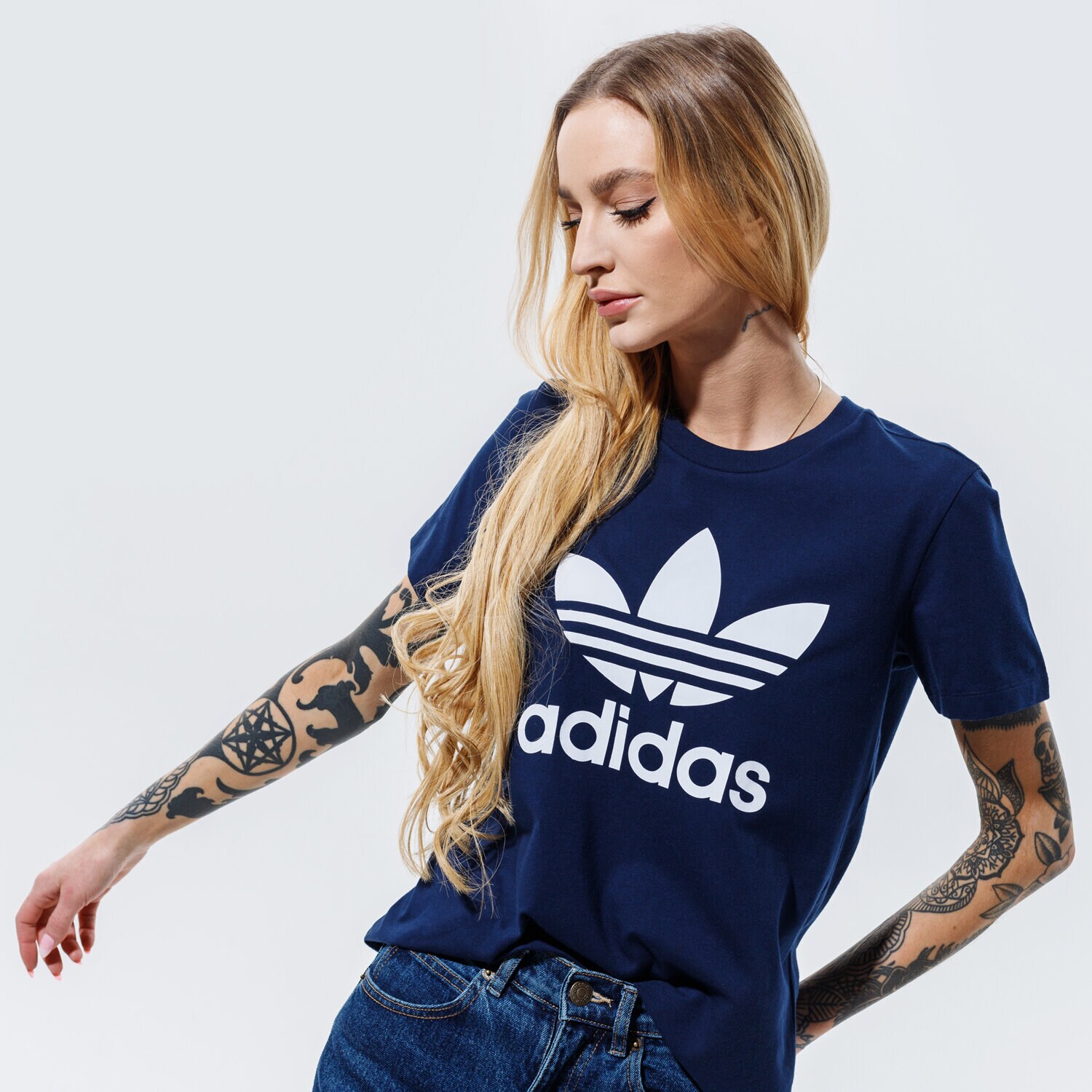 dámské tričko ADIDAS TRIČKO TREFOIL TEE GD2314 TMAVOMODRÁ