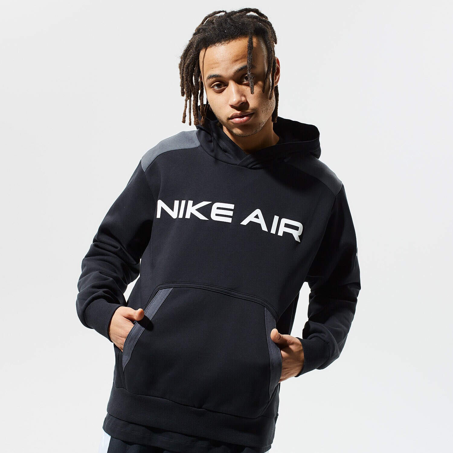 pánská mikina NIKE MIKINA S KAPUCÍ AIR DA0212-010 ČERNÁ