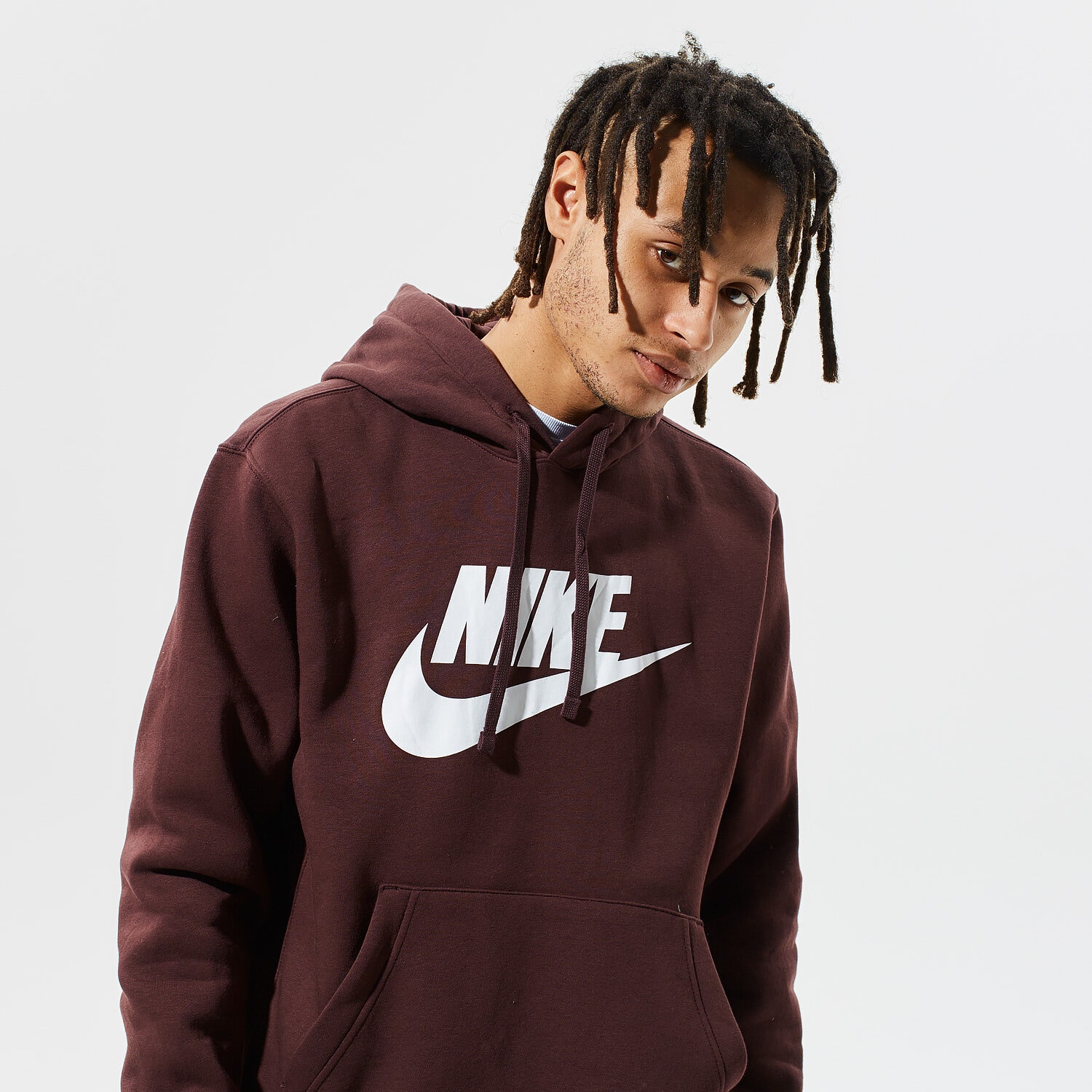 pánská mikina NIKE MIKINA S KAPUCÍ SPORTSWEAR CLUB FLEECE BV2973-263 BORDOVÁ