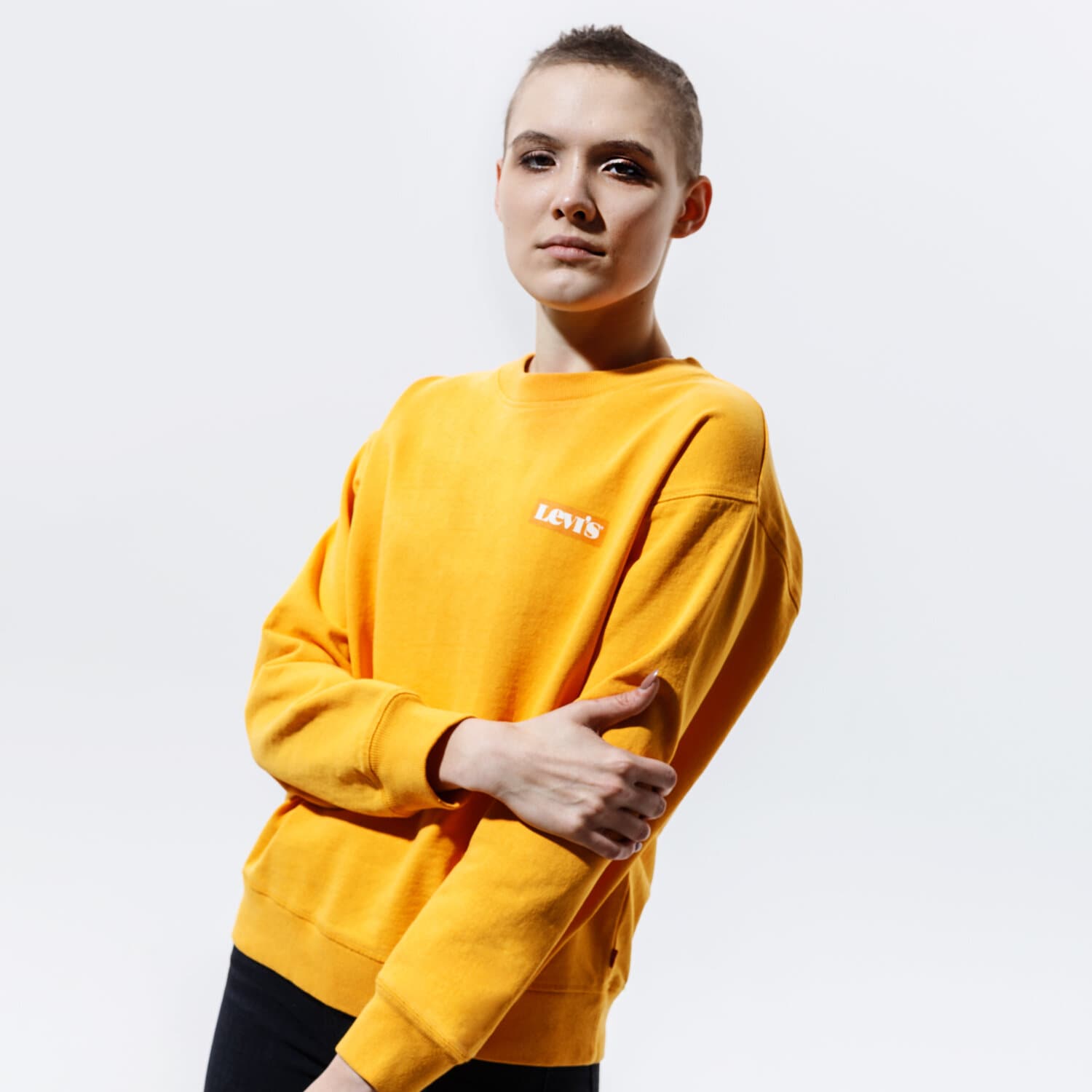 dámská mikina LEVI'S MIKINA GRAPHIC STANDARD CREW 18686-0018 ŽLUTÁ