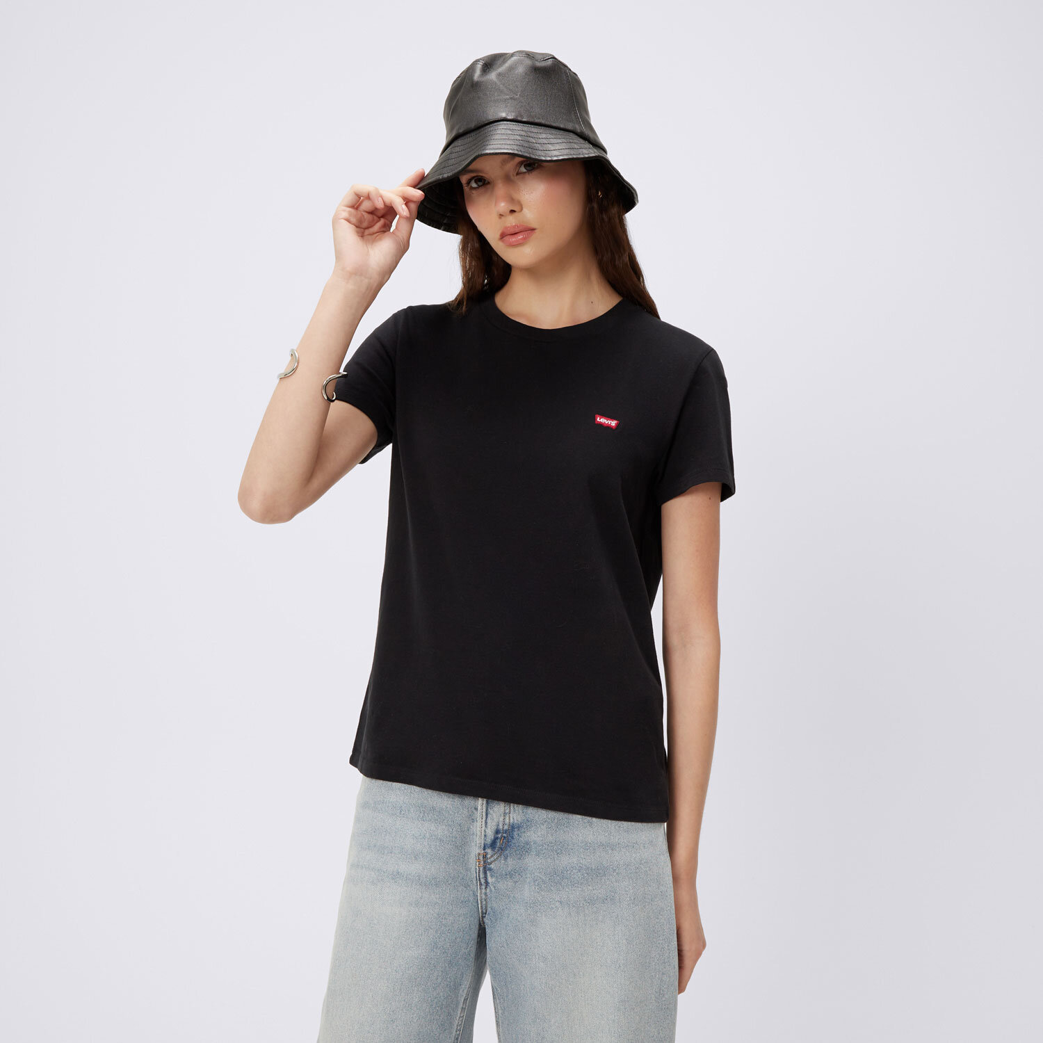 dámské tričko LEVI'S TRIČKO PERFECT TEE 39185-0008 ČERNÁ