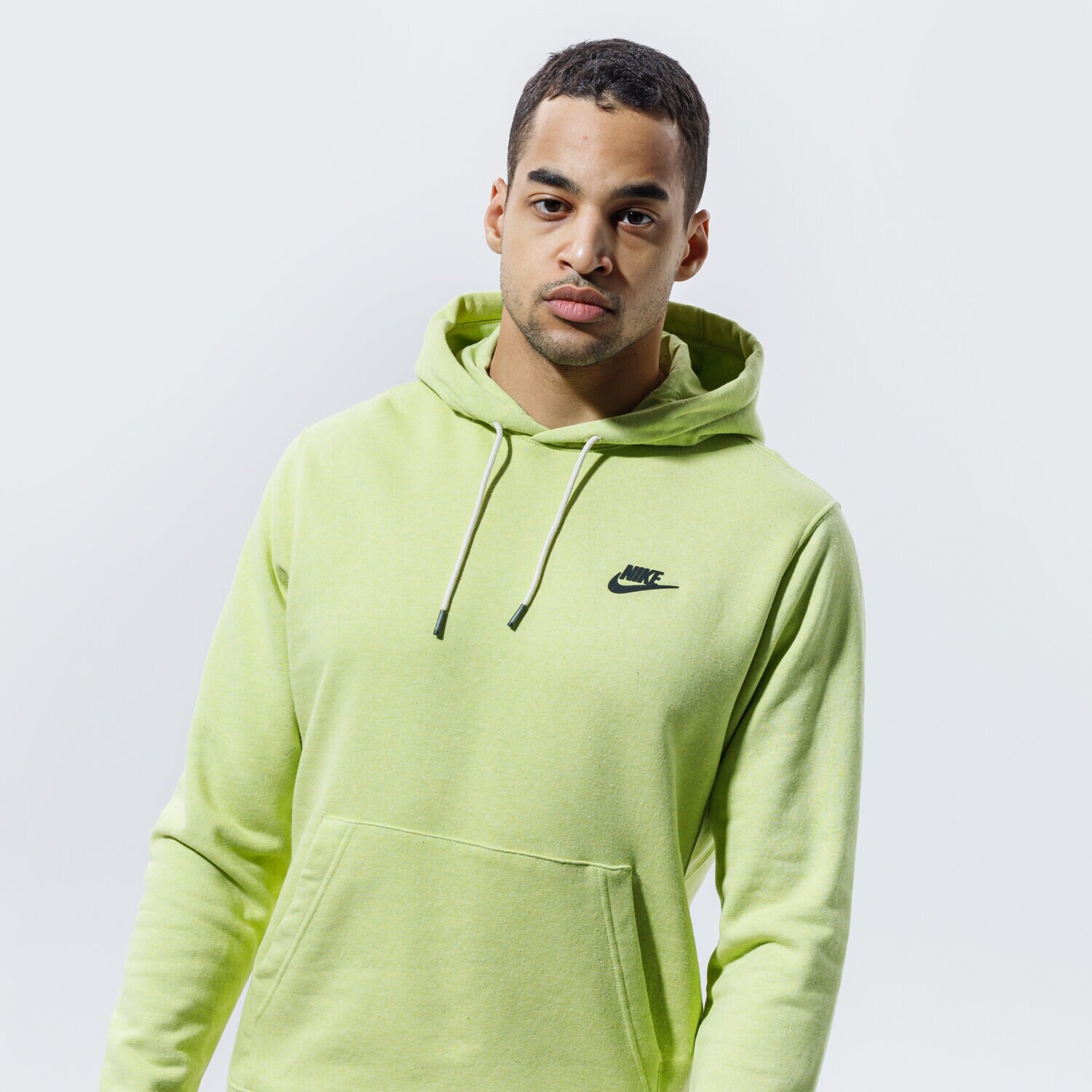 pánská mikina NIKE MIKINA S KAPUCÍ M NSW PO SB HOODIE DA0680-352 ŽLUTÁ