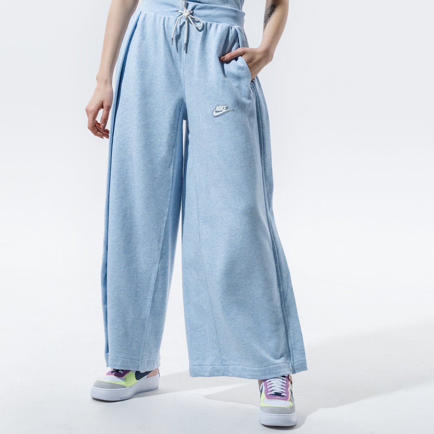 dámské kalhoty NIKE KALHOTY  SPORTSWEAR CZ8357-440 MODRÁ