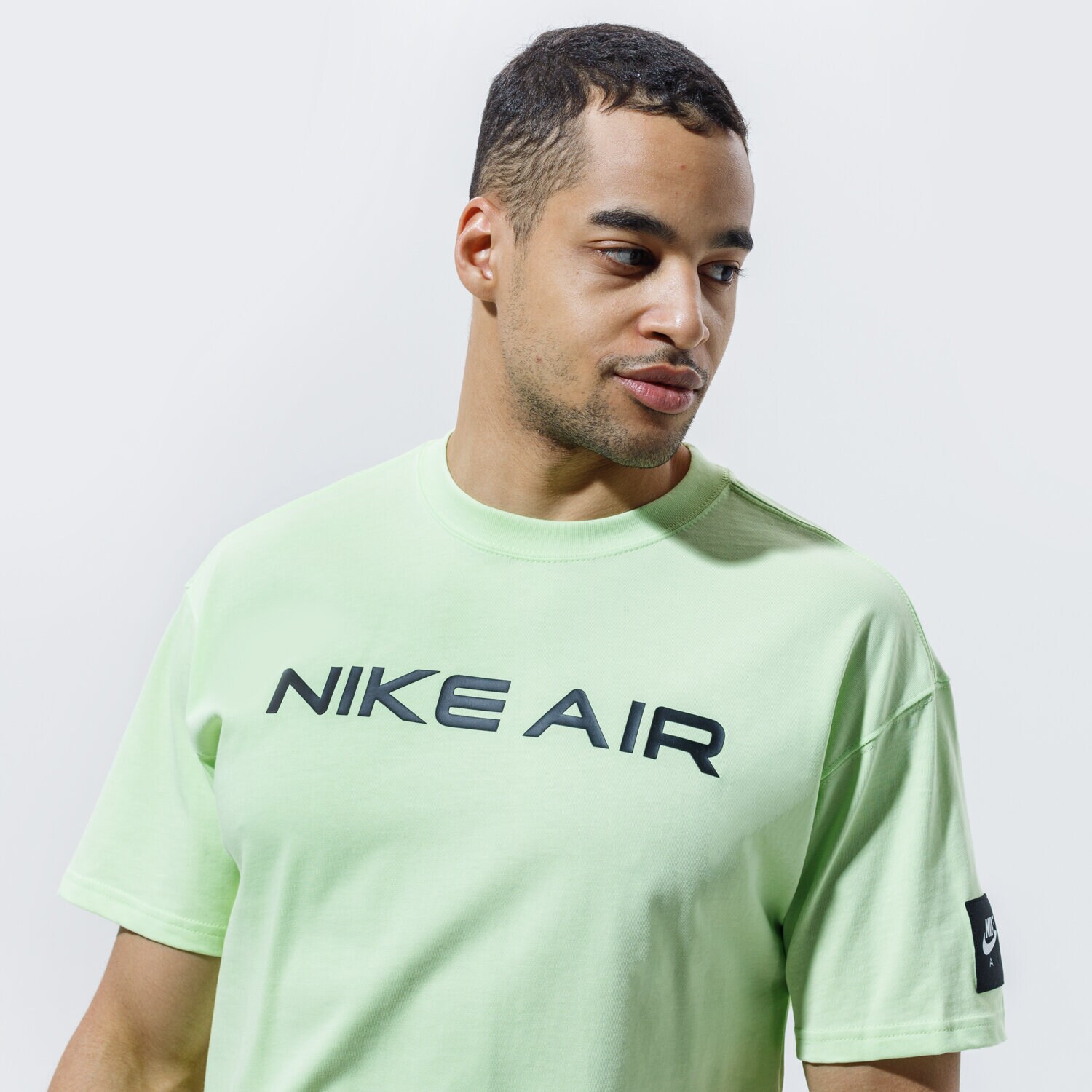 pánské tričko NIKE TRIČKO AIR DA0304-383 ZELENÁ