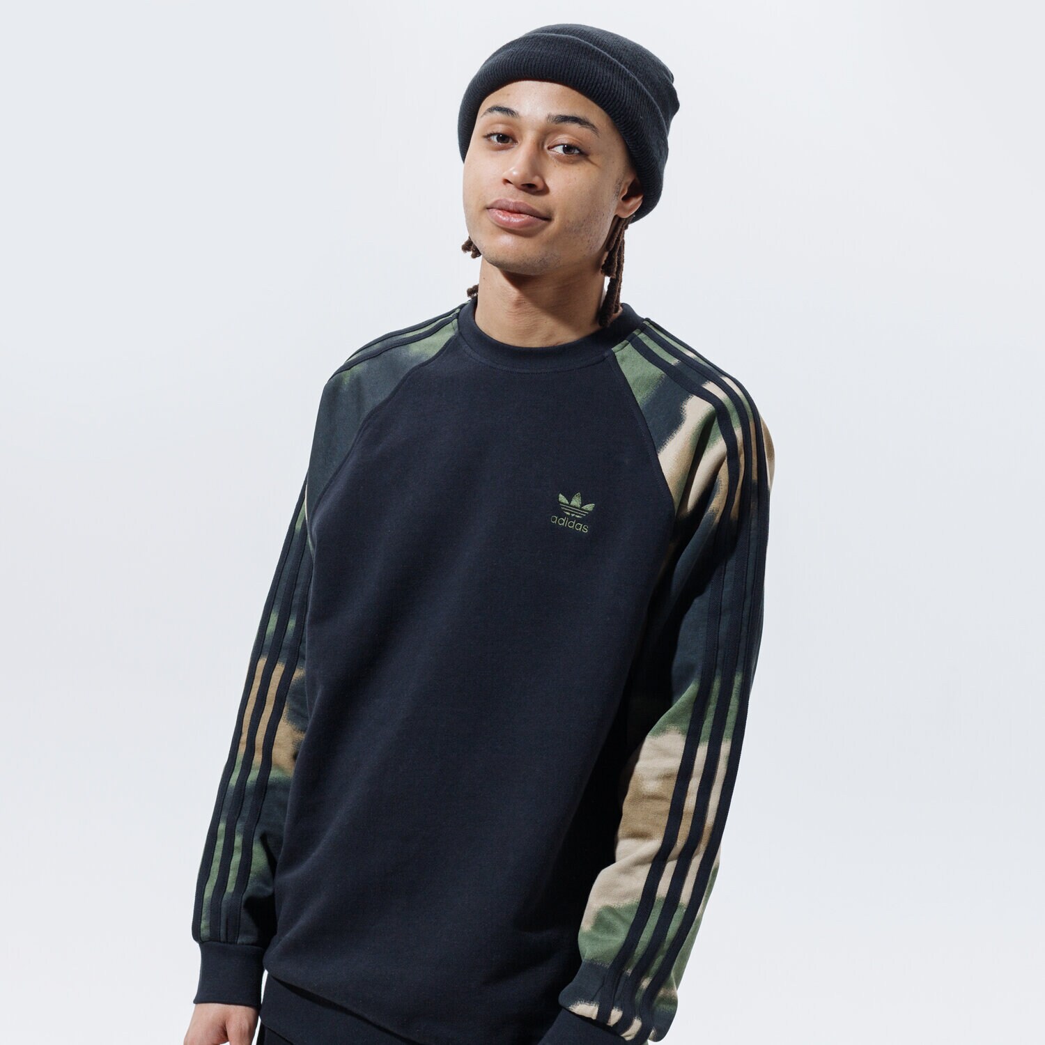 pánská mikina ADIDAS MIKINA CAMO CREW GN1858 ČERNÁ