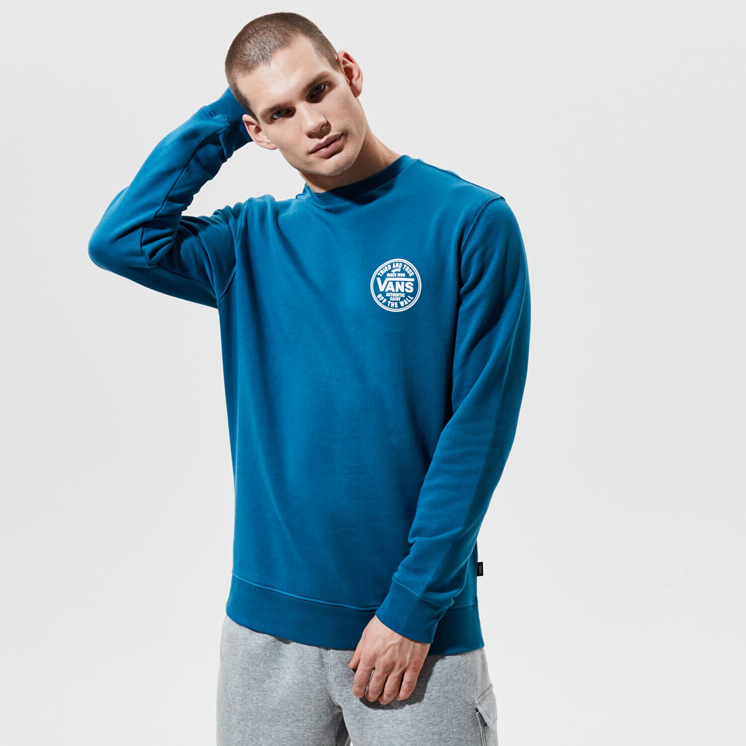 pánská mikina VANS MIKINA MN TRIED AND TRUE CREW MOROCCAN BLUE VN0A54AY1QQ1 MODRÁ