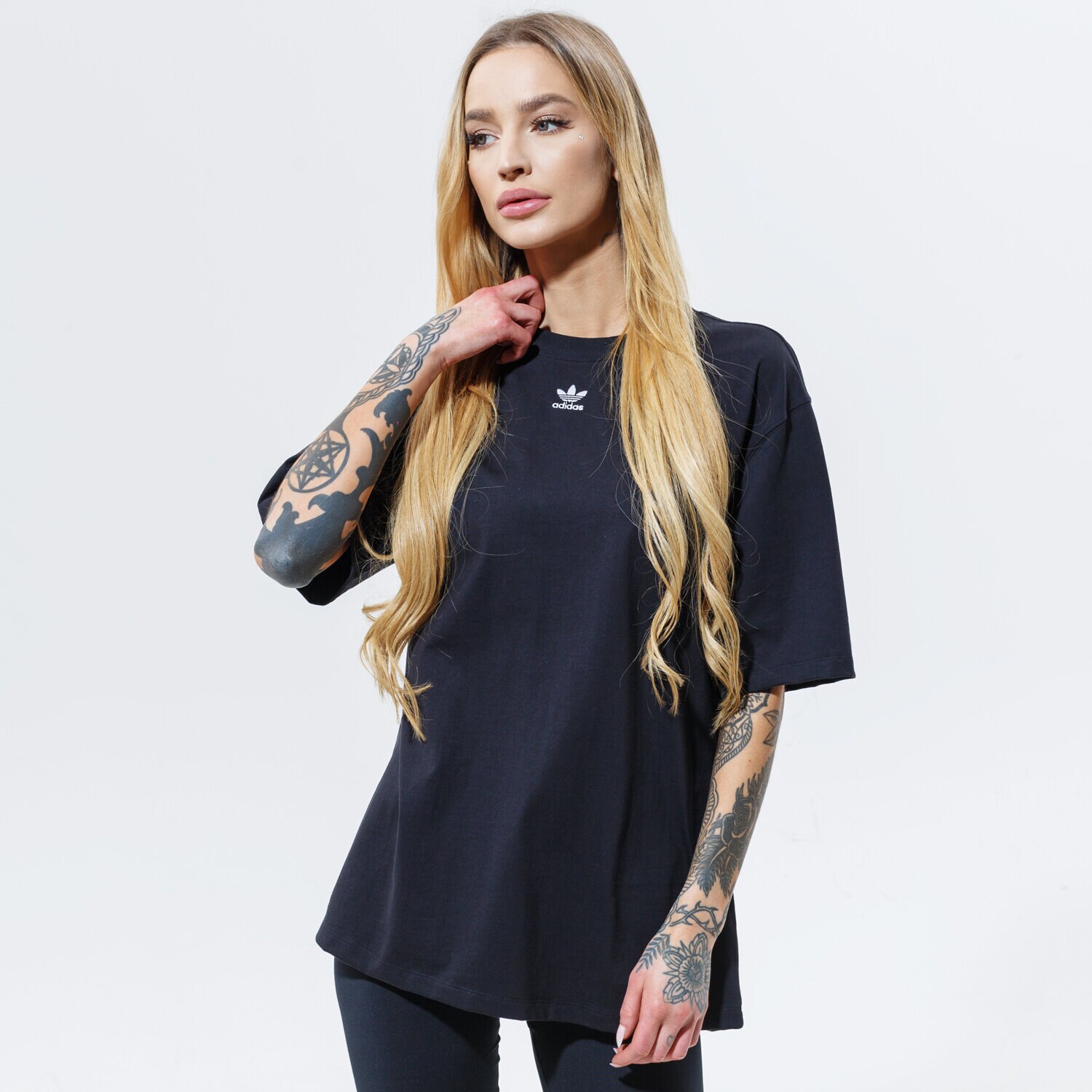 dámské tričko ADIDAS TRIČKO TEE GN4784 ČERNÁ