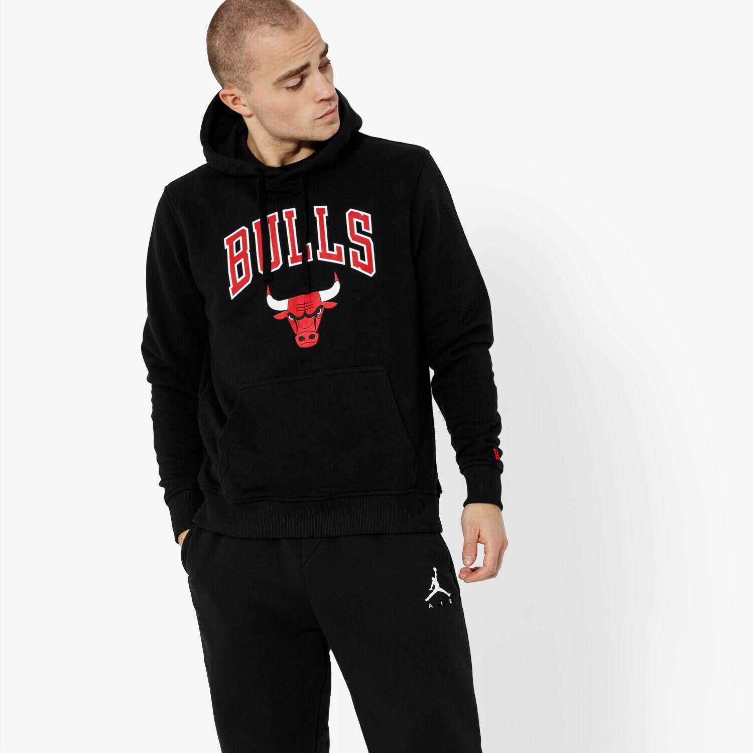 pánská mikina NEW ERA MIKINA NBA TOP 6 BULLS CHICAGO BULLS BLK 11530761 ČERNÁ