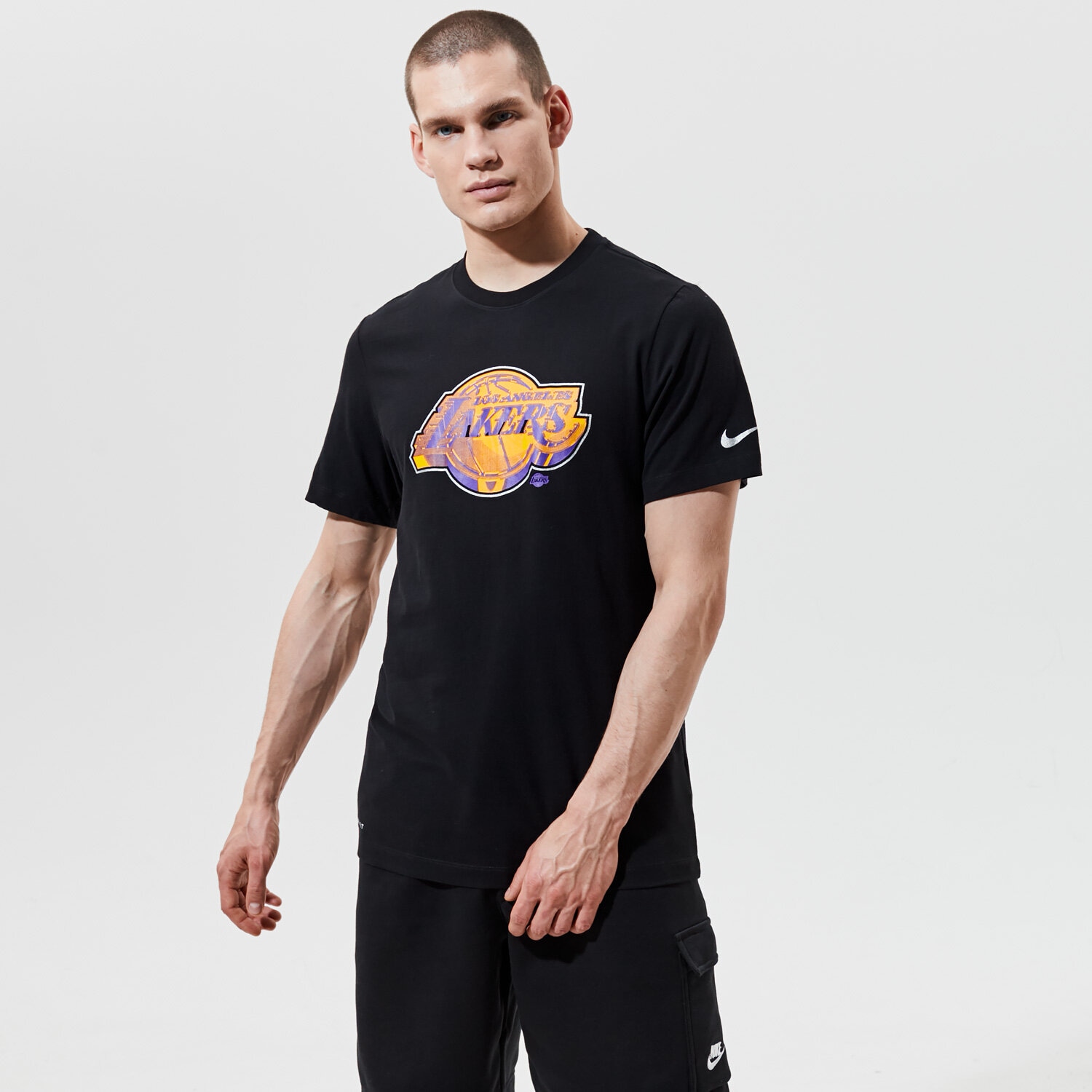 pánské tričko NIKE TRIČKO LOS ANGELES LAKERS TEE EARNED EDITION NBA CZ7273-010 ČERNÁ