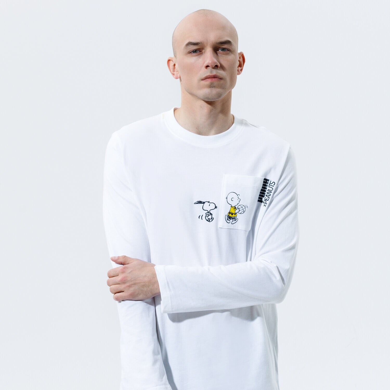 pánské tričko PUMA TRIČKO PUMA X PEANUTS LS TEE 53061302 BÍLÁ