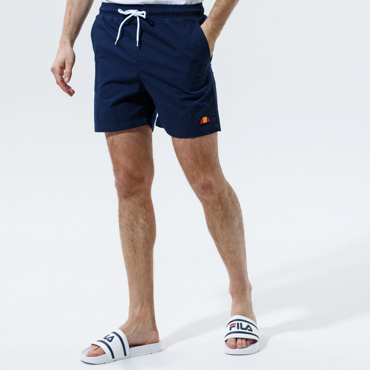 pánské kraťasy ELLESSE ŠORTKY  HUGU NAVY SHE09977429 TMAVOMODRÁ