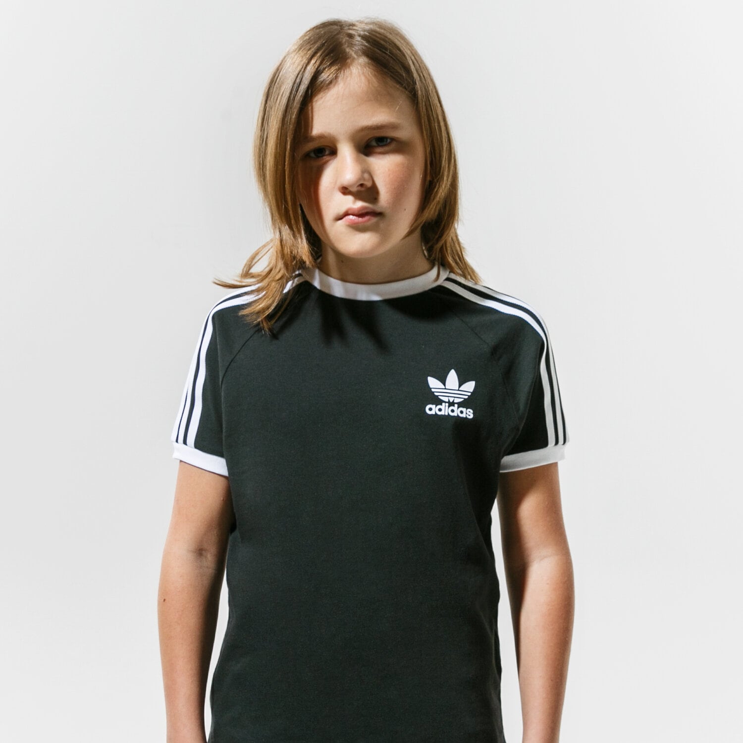 dětské tričko ADIDAS TRIČKO 3STRIPES TEE BOY DV2902 ČERNÁ