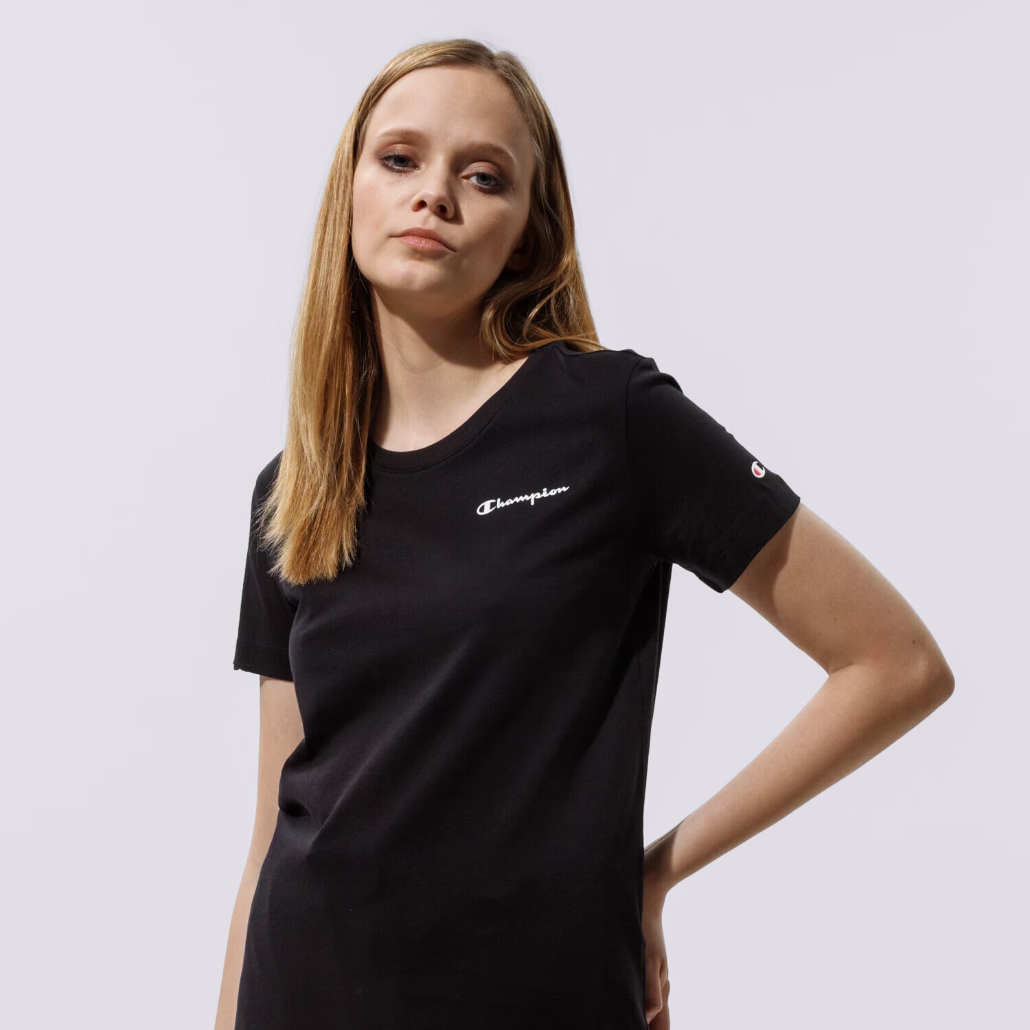 dámské tričko CHAMPION TRIČKO CREWNECK TRIČKO 112605KK001 ČERNÁ