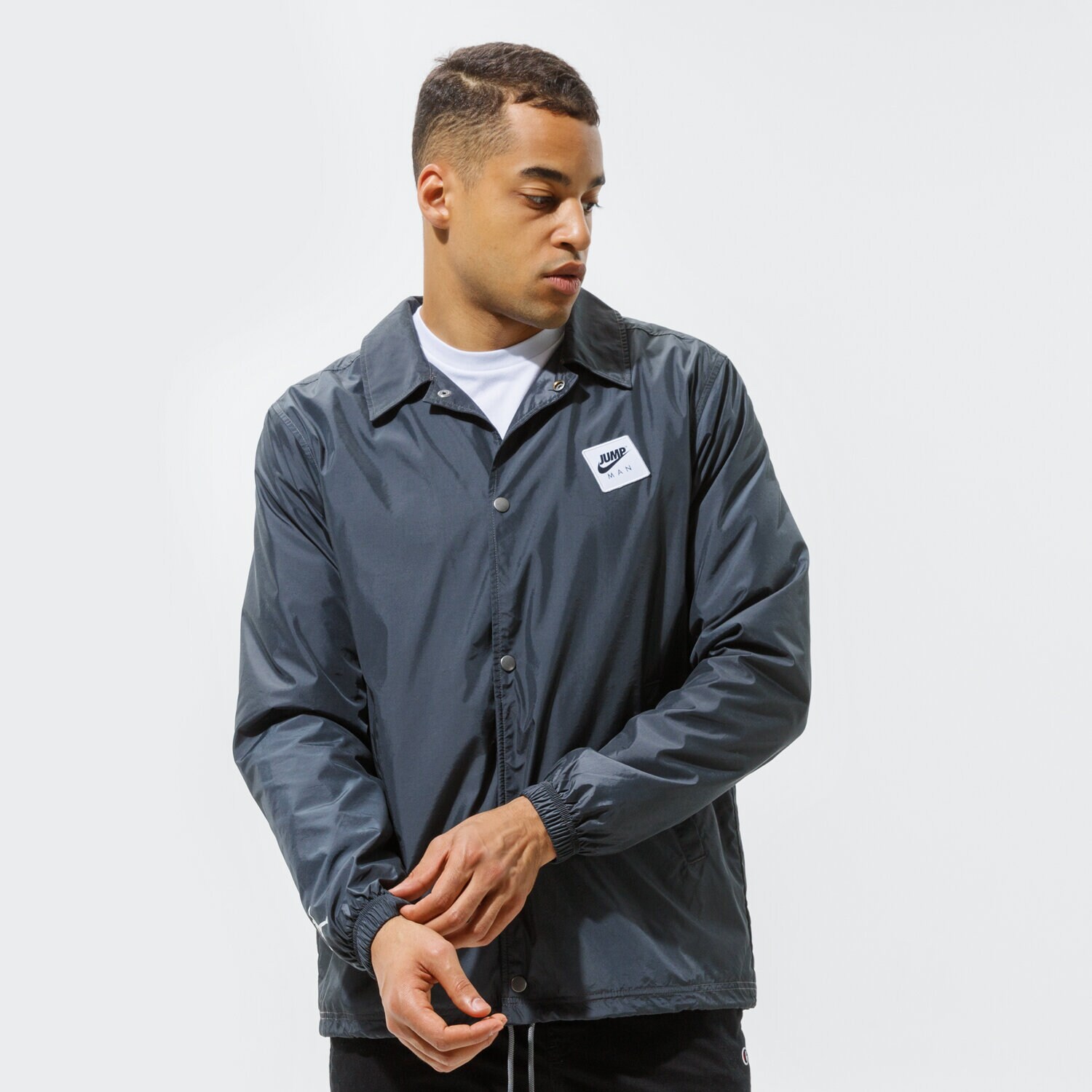 Přechodná bunda pánská (podzimní, jarní) JORDAN BUNDA JUMPMAN CLASSICS CZ4824-084 ŠEDÁ