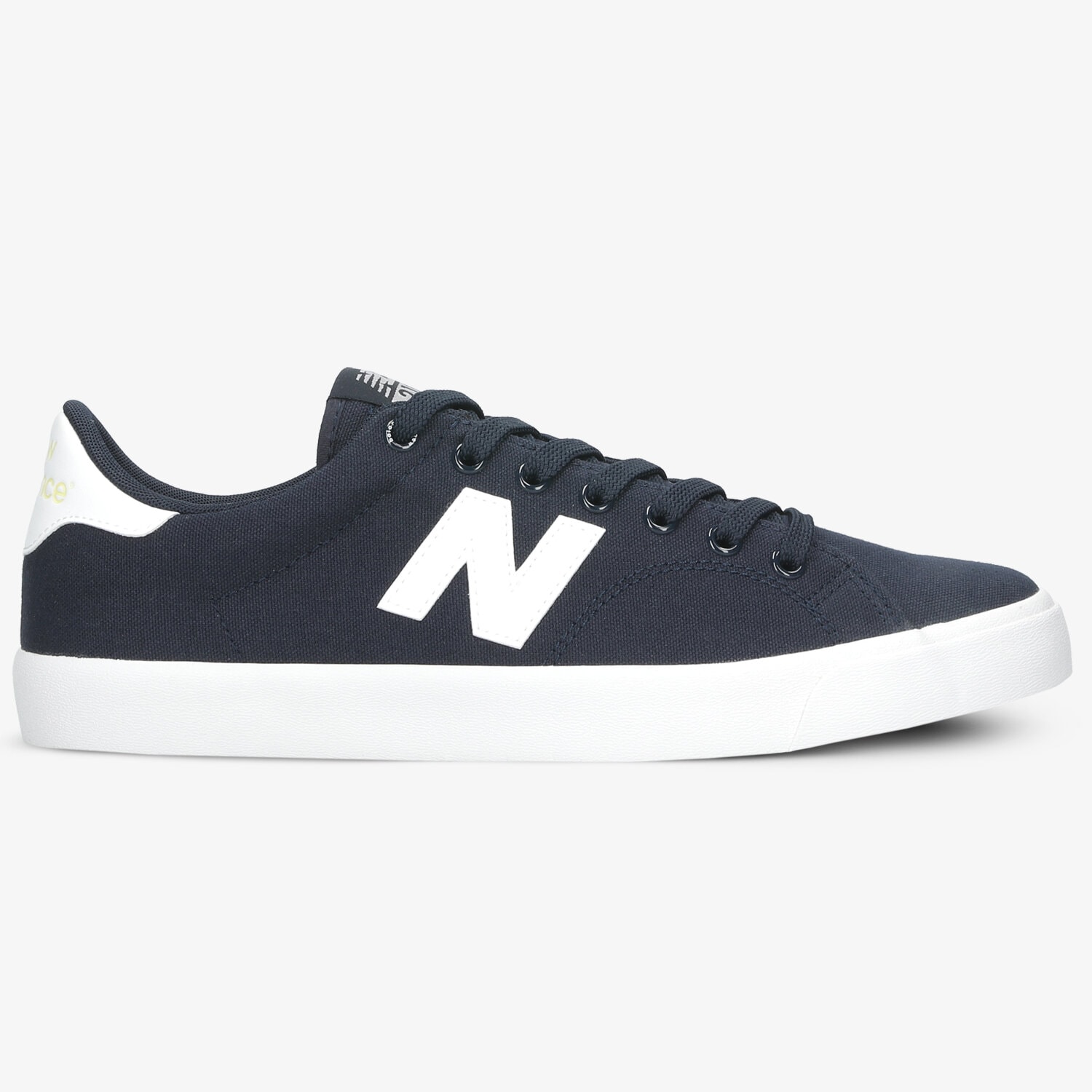 pánské tenisky NEW BALANCE 210  AM210BW ČERNÁ