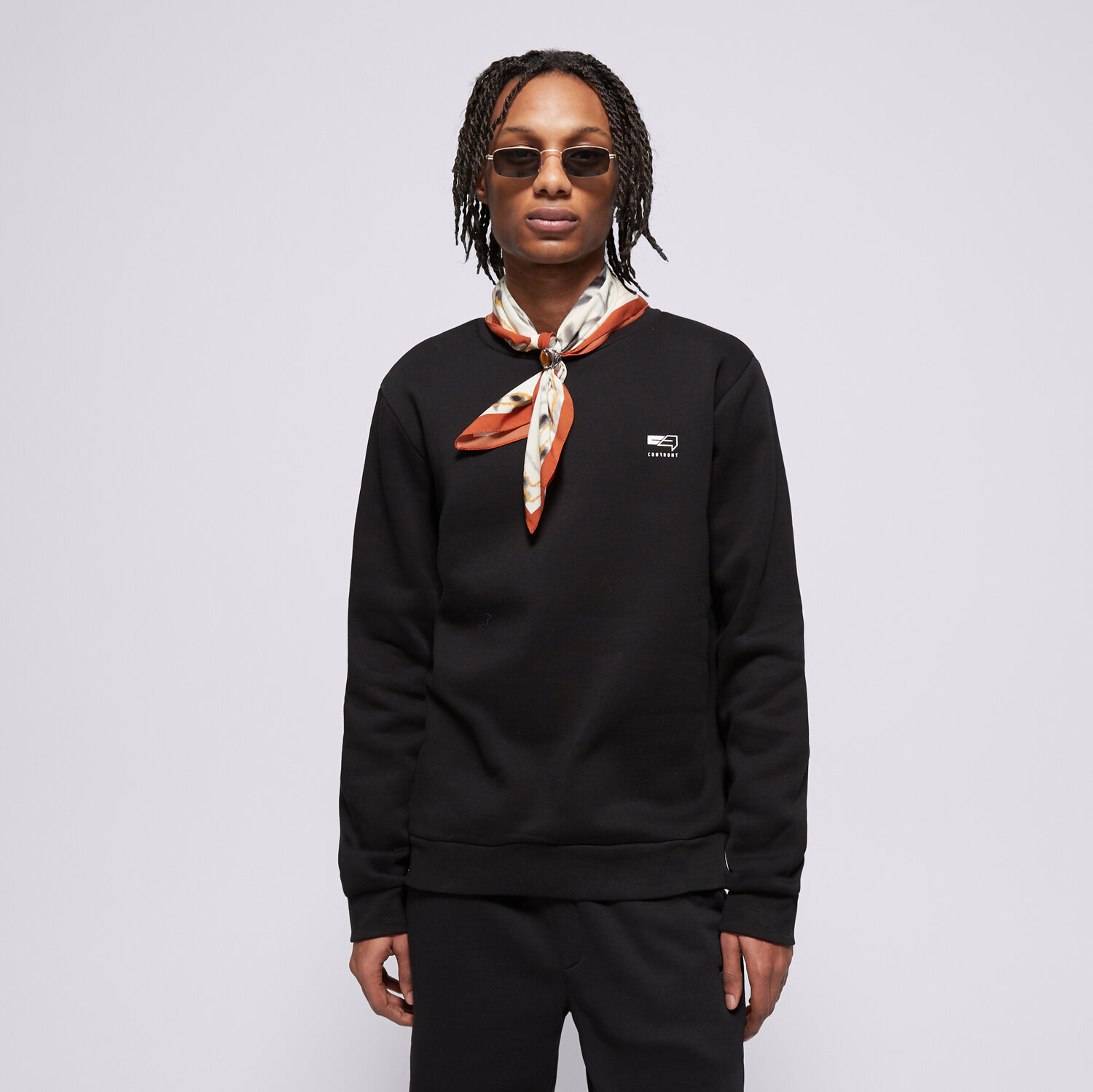 pánská mikina CONFRONT MIKINA SMALL LOGO CREW BLACK  CF121BLM25001 ČERNÁ