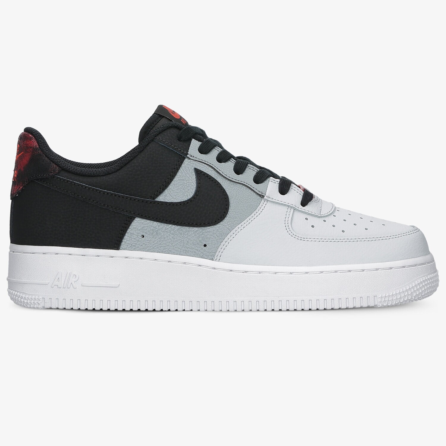 pánské tenisky NIKE AIR FORCE 1 '07 LV8 CZ0337-001 ČERNÁ
