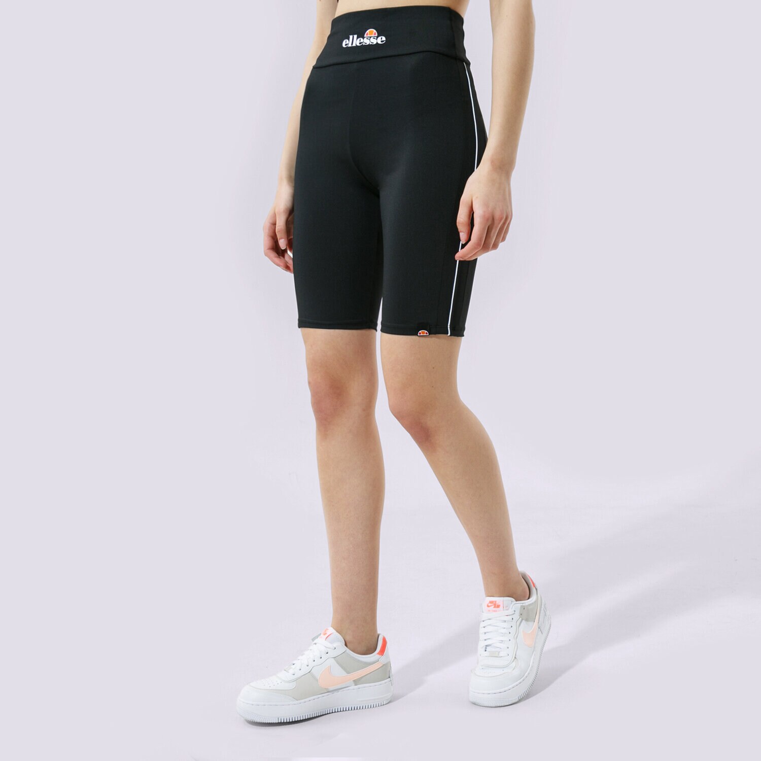 dámské kraťasy ELLESSE ŠORTKY  CONO CYCLE SHORT BLK SGJ11891011 ČERNÁ