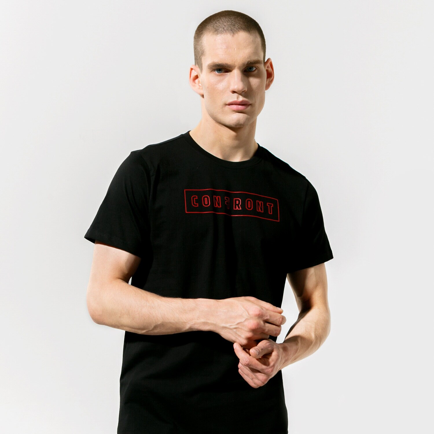 pánské tričko CONFRONT TRIČKO BOX LOGO TEE BLK CF121TSM43002 ČERNÁ