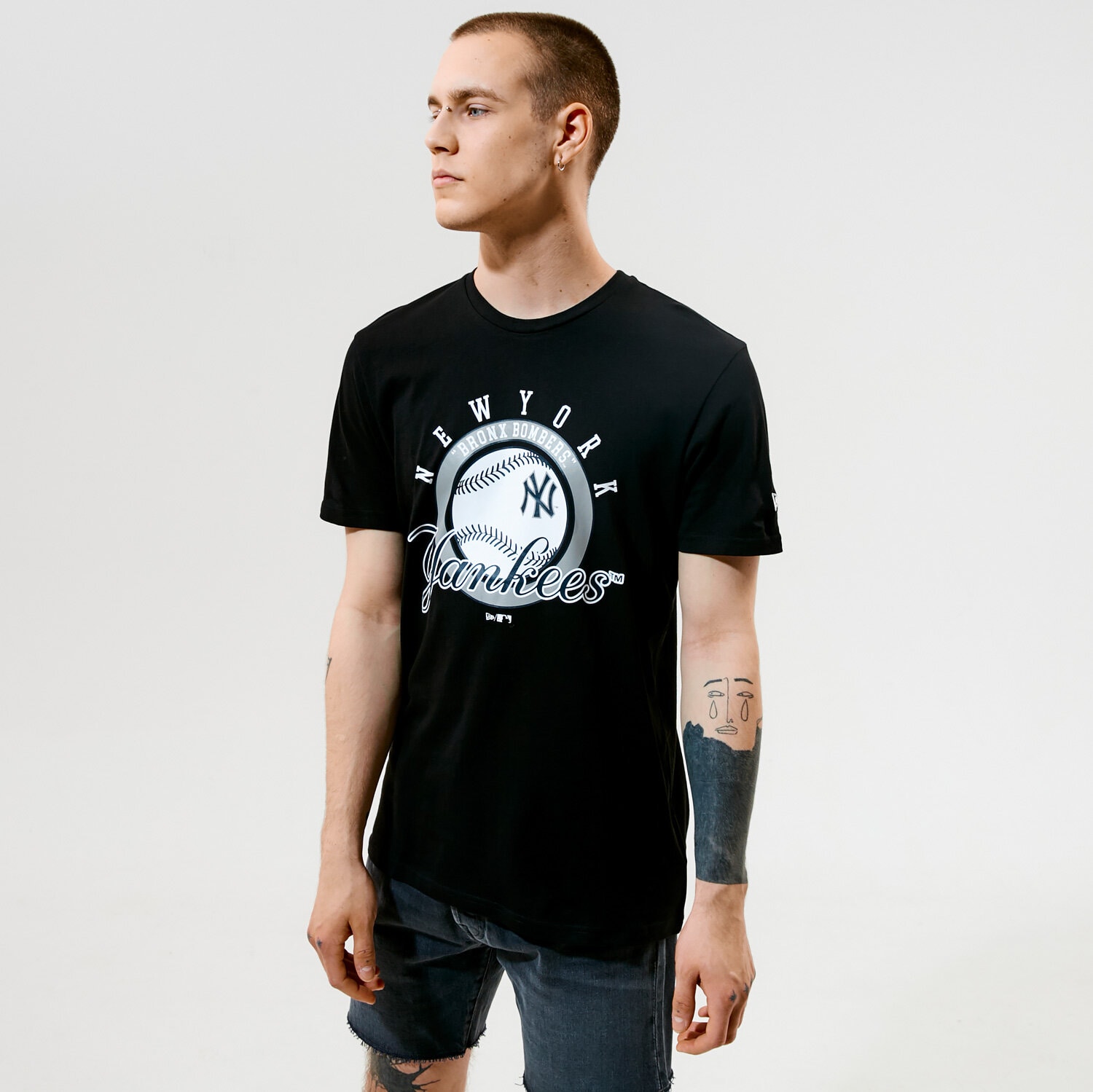 pánské tričko NEW ERA TRIČKO MLB GRAPHIC TEE NY YAN BLK 12835844 ČERNÁ
