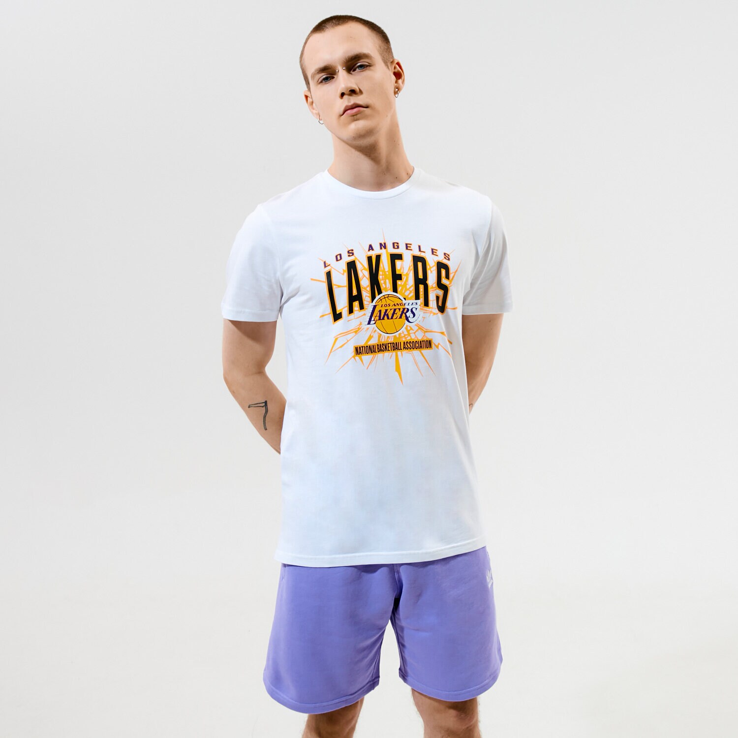 pánské tričko NEW ERA TRIČKO NBA GRAPHIC TEE LA LAK WHT 12835838 BÍLÁ