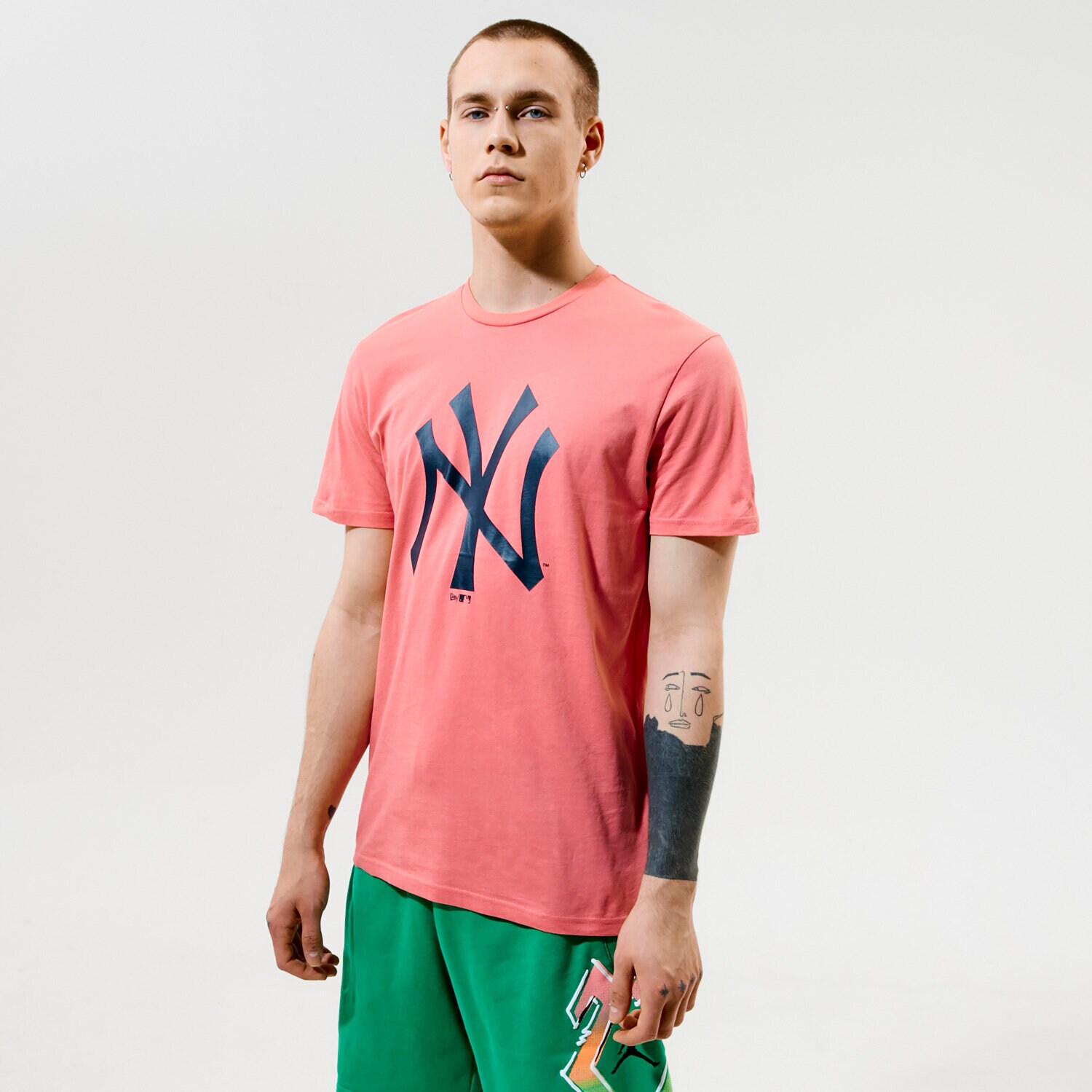 pánské tričko NEW ERA TRIČKO MLB TEAM LOGO TEE NYY 12720140 RŮŽOVÁ