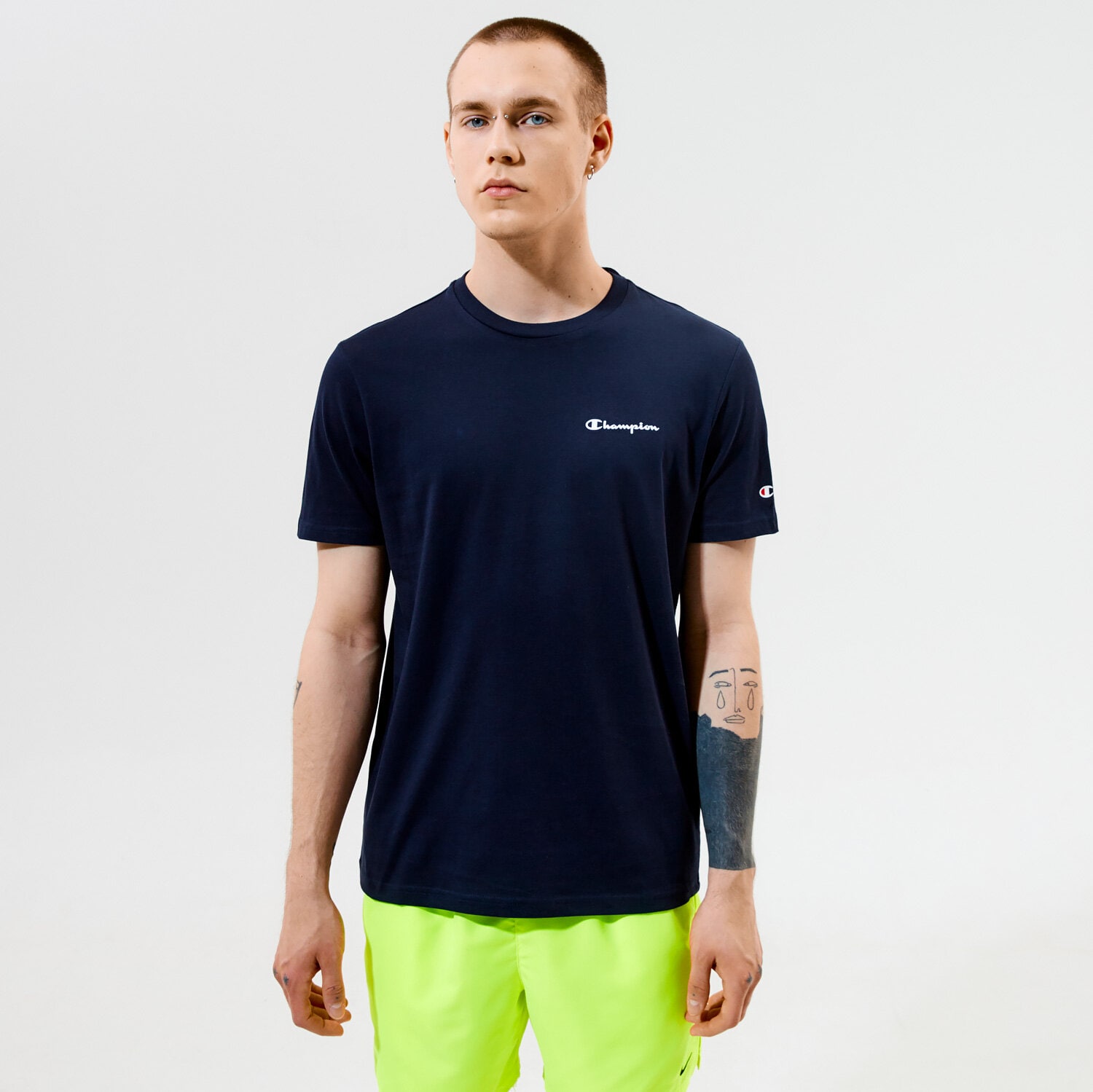 pánské tričko CHAMPION TRIČKO CREWNECK TRIČKO 214153BS501 TMAVOMODRÁ