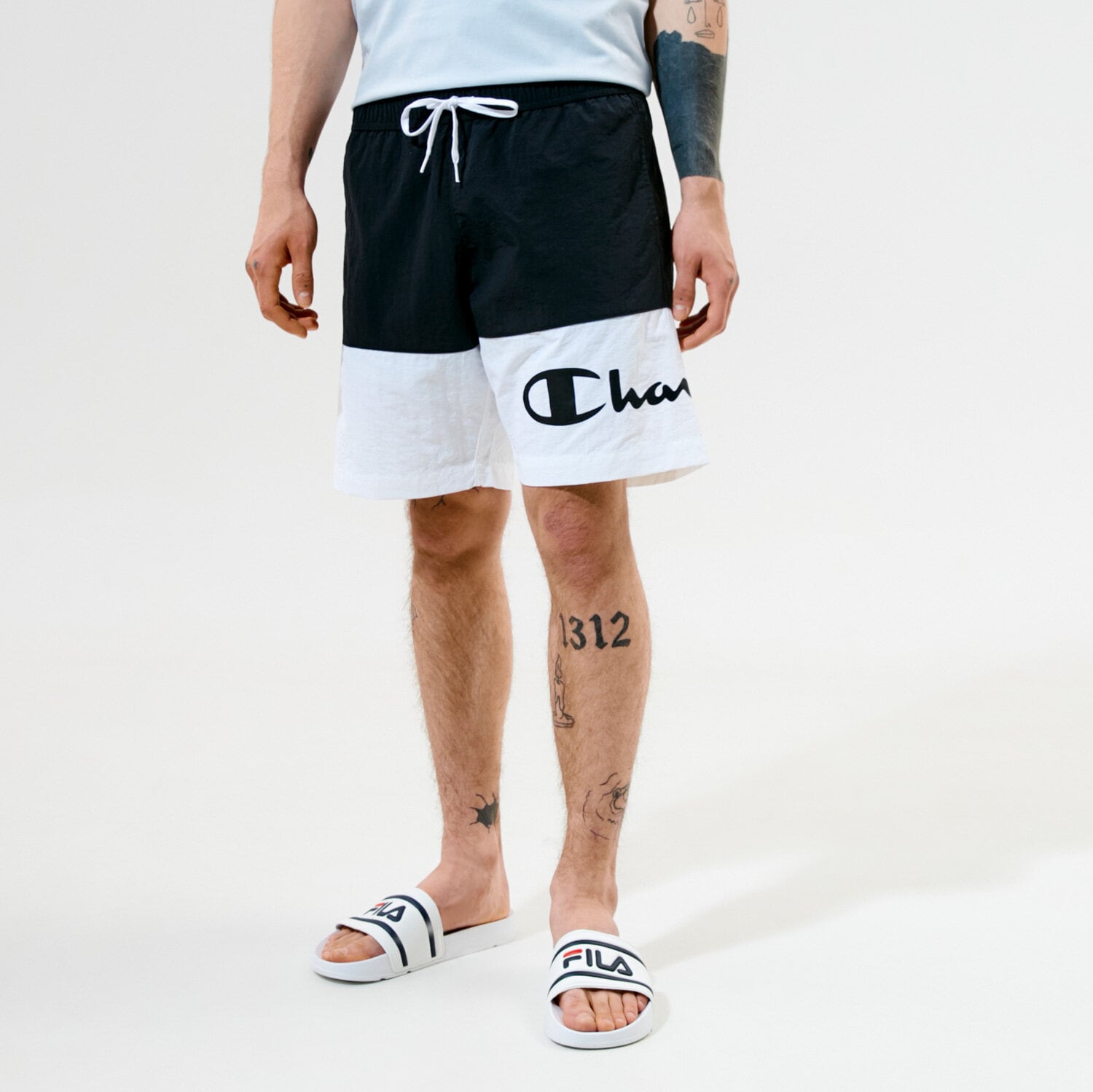 pánské kraťasy CHAMPION ŠORTKY  BEACHSHORT 216070KK001 ČERNÁ