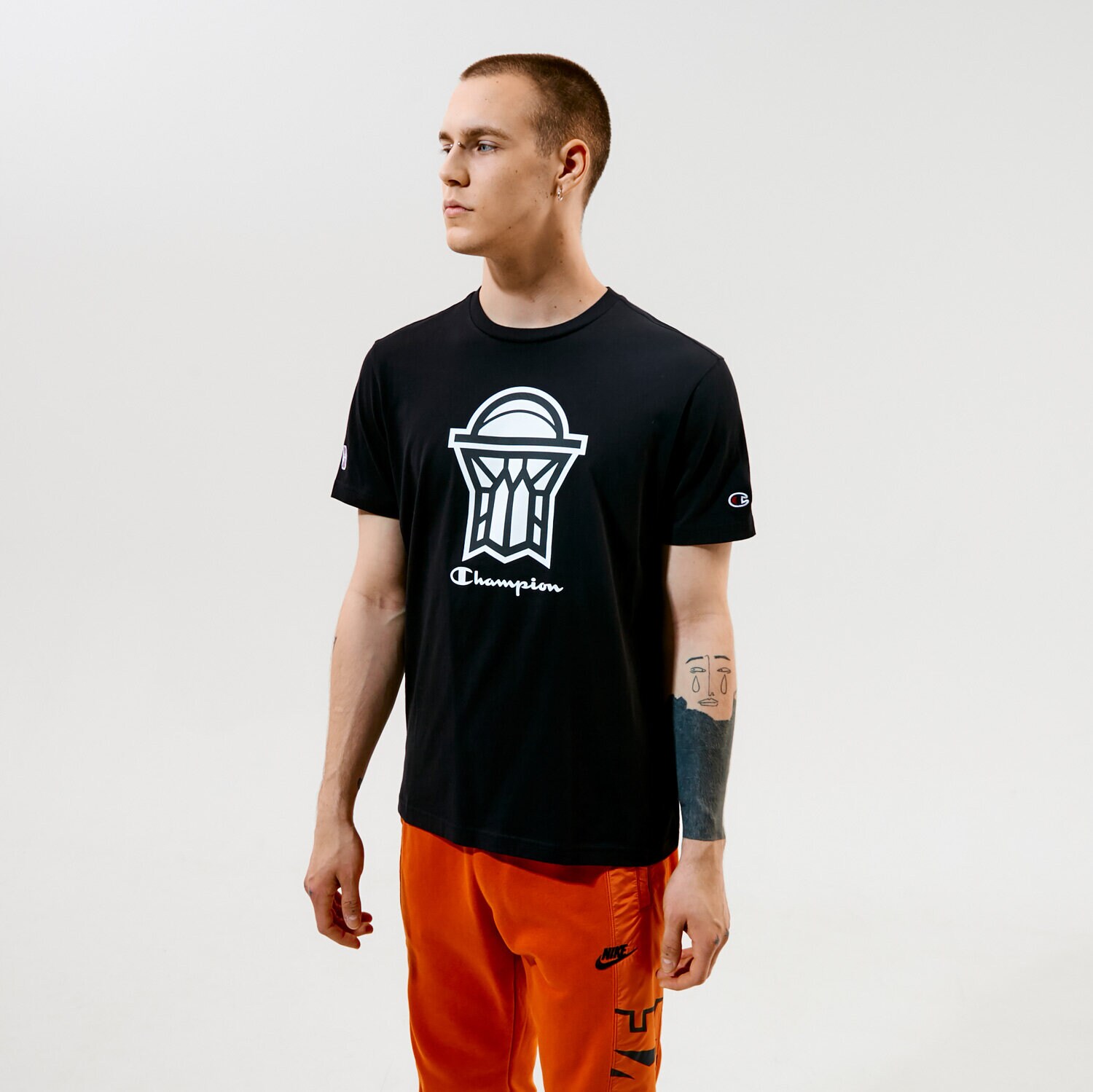 pánské tričko CHAMPION TRIČKO CREWNECK TRIČKO 215007KK001 ČERNÁ