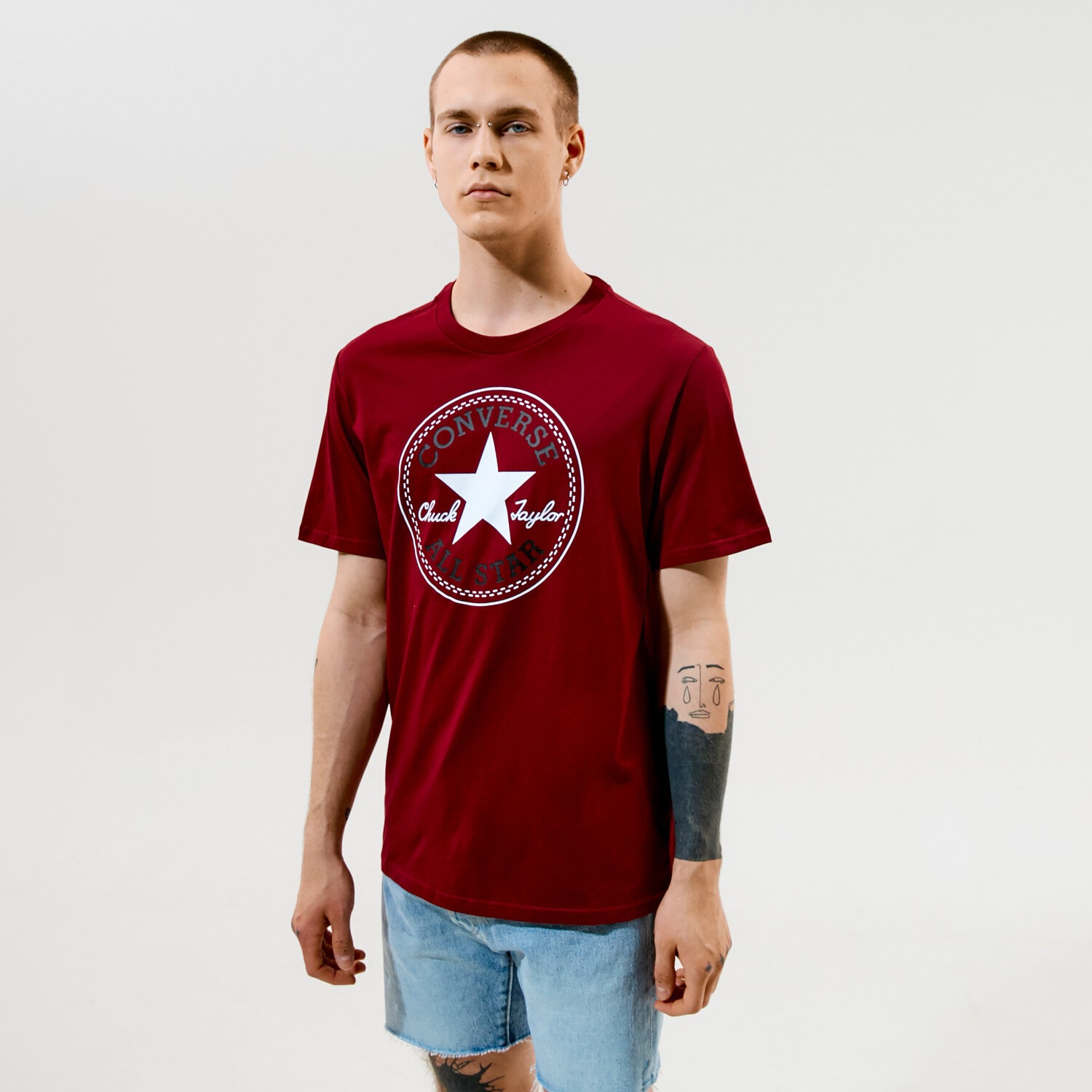 pánské tričko CONVERSE TRIČKO SS CHUCK PATCH TEE 10007887-A28 BORDOVÁ
