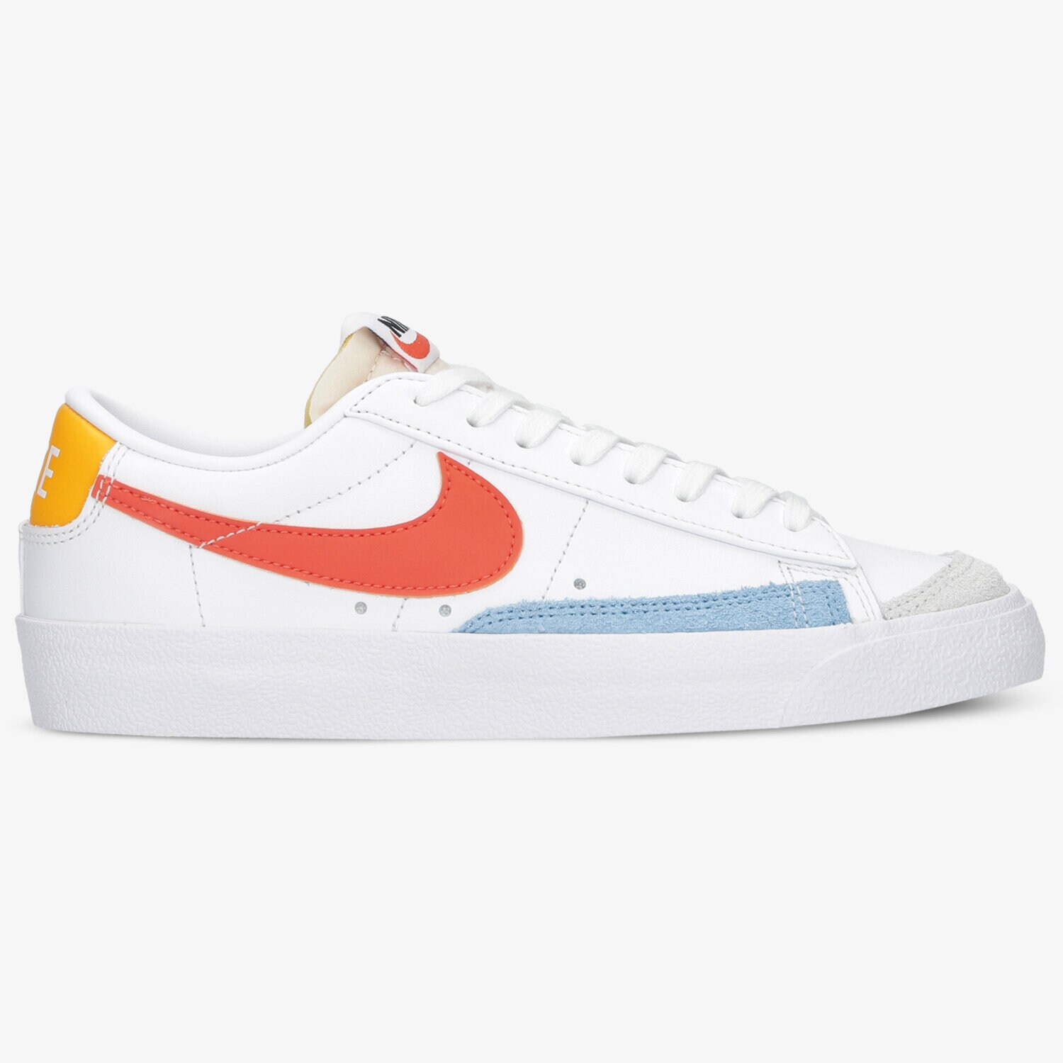 dámské tenisky NIKE BLAZER LOW '77 DC4769-105 BÍLÁ