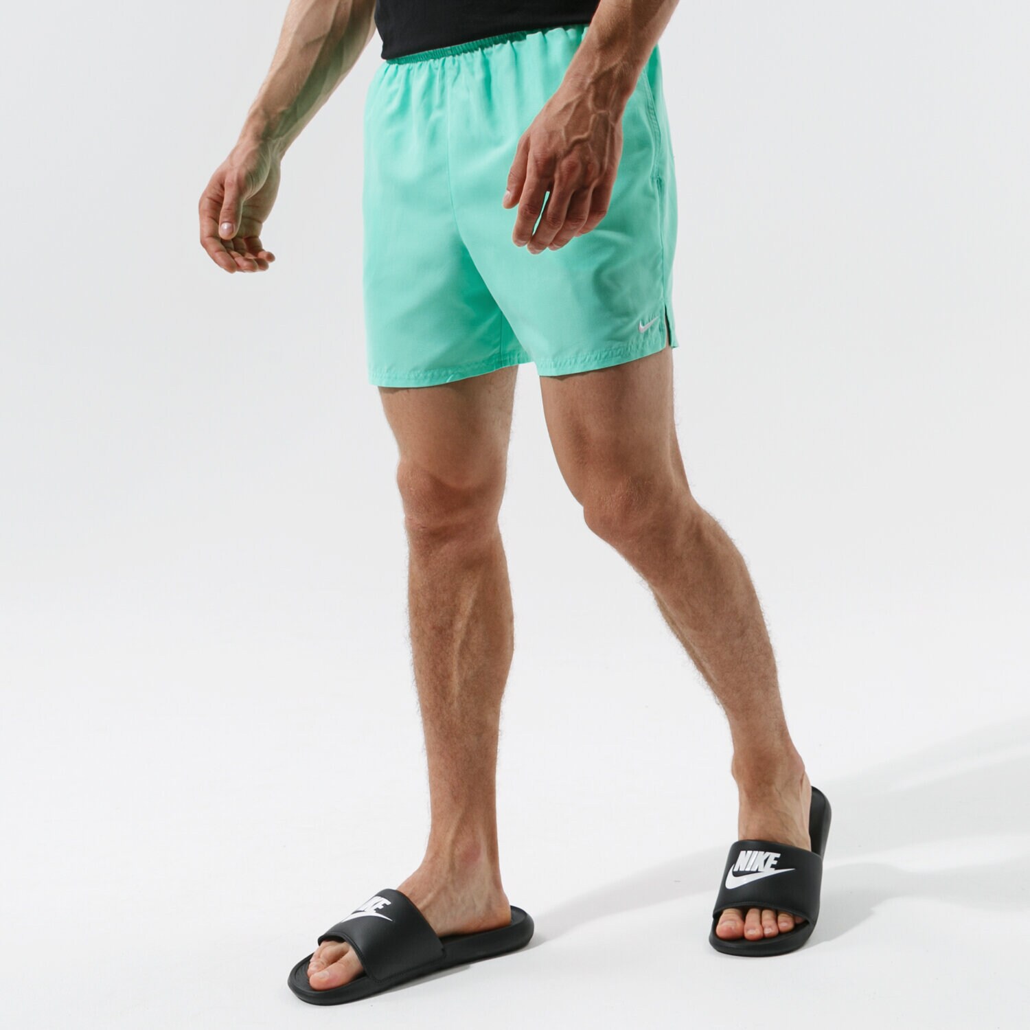 pánské kraťasy NIKESWIM ŠORTKY  NIKE ESSENTIAL NESSA560315 ZELENÁ