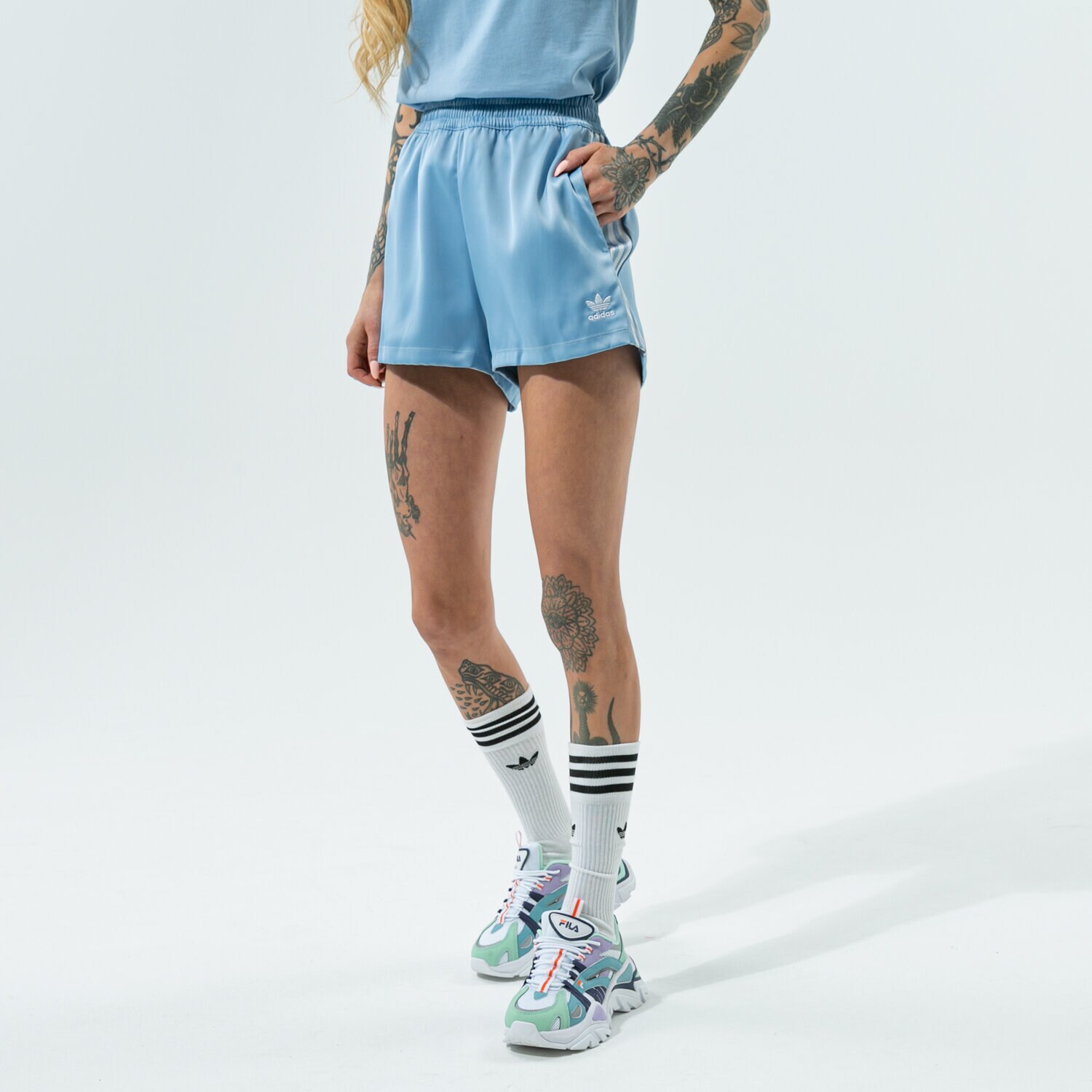 dámské kraťasy ADIDAS ŠORTKY H37808 MODRÁ
