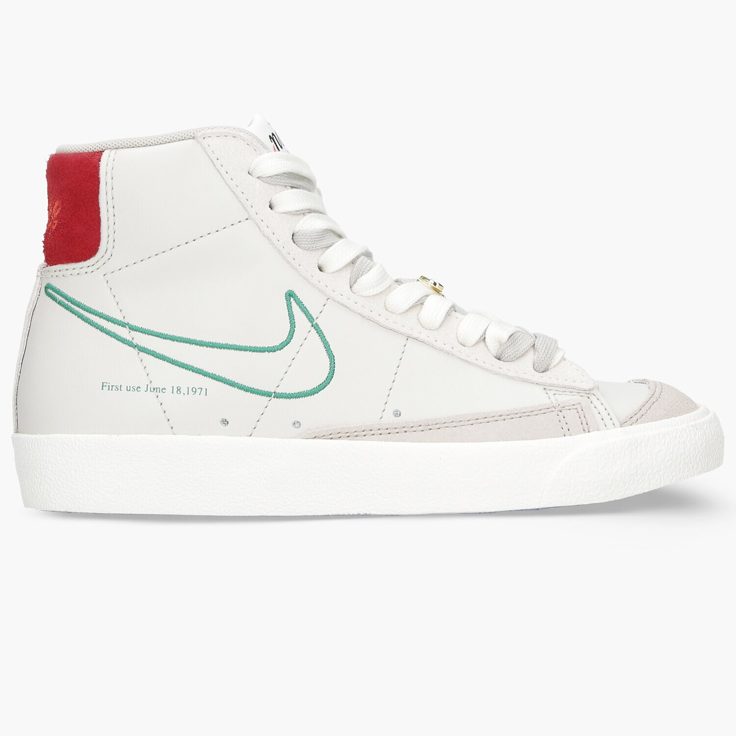 dámské tenisky NIKE BLAZER MID '77 SE DH6757-001 BÉŽOVÁ