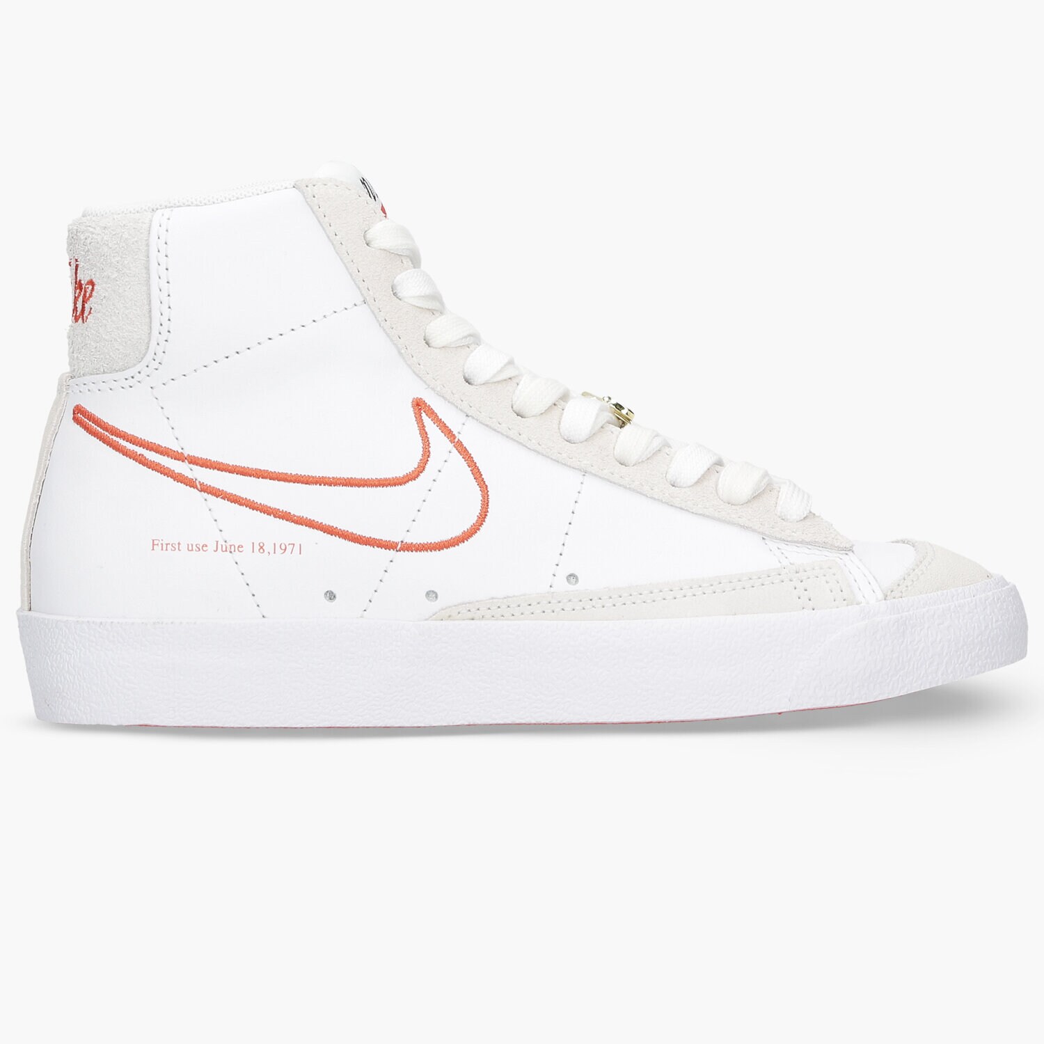 dámské tenisky NIKE BLAZER MID '77 SE DH6757-100 BÍLÁ