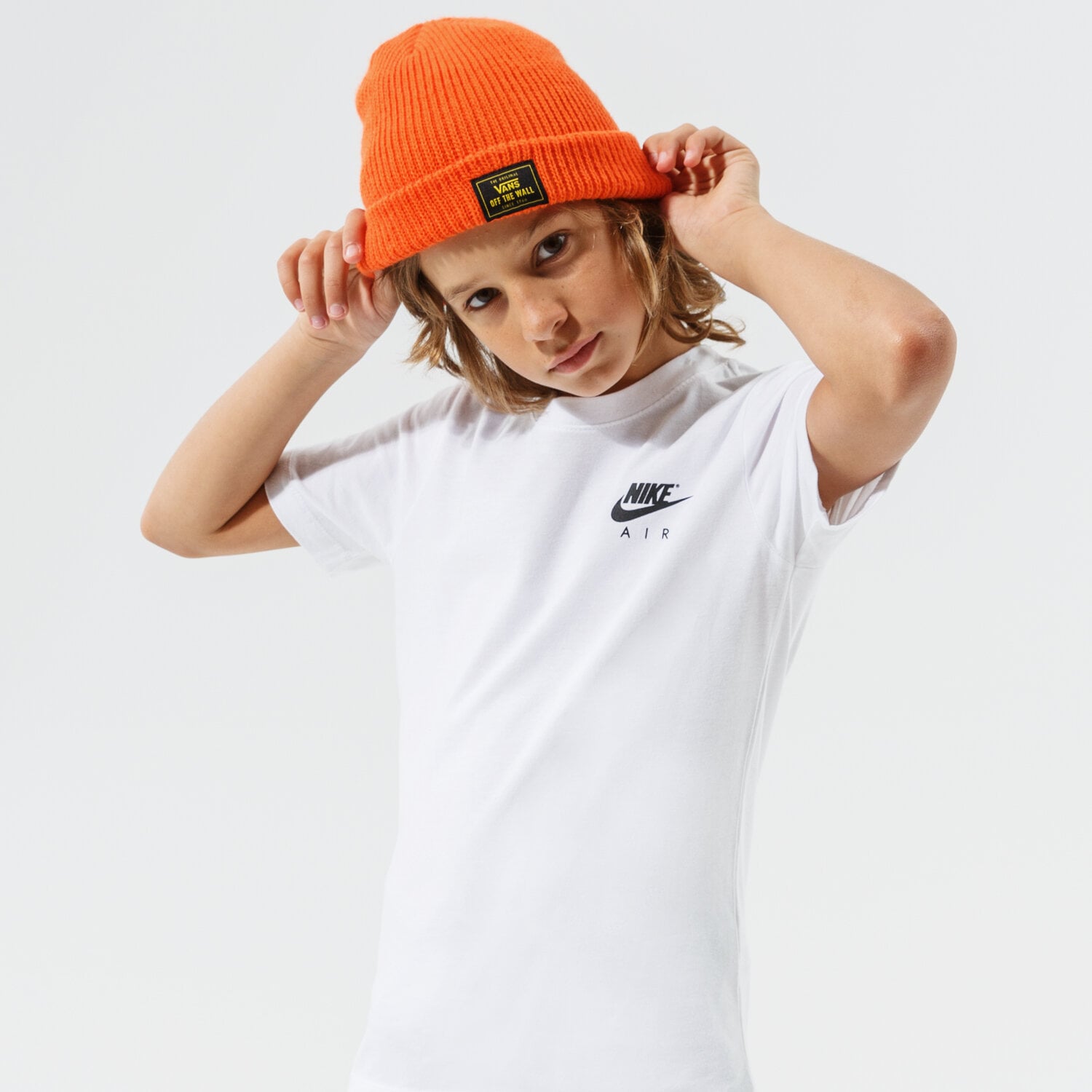 dětské tričko NIKE TRIČKO B NSW TEE AIR C/S FA21 BOY DJ6613-100 BÍLÁ