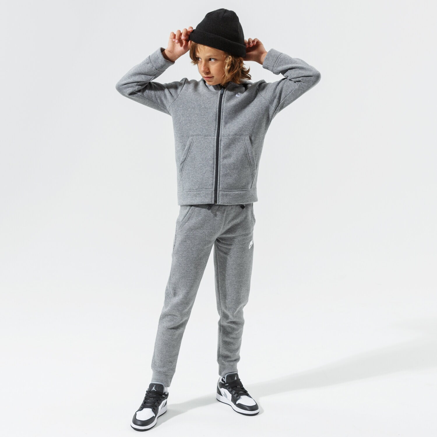 dětské kalhoty NIKE SOUPRAVA SPORTSWEAR FLEECE TRACKSUIT JUNIOR BOY BV3634-091 ŠEDÁ